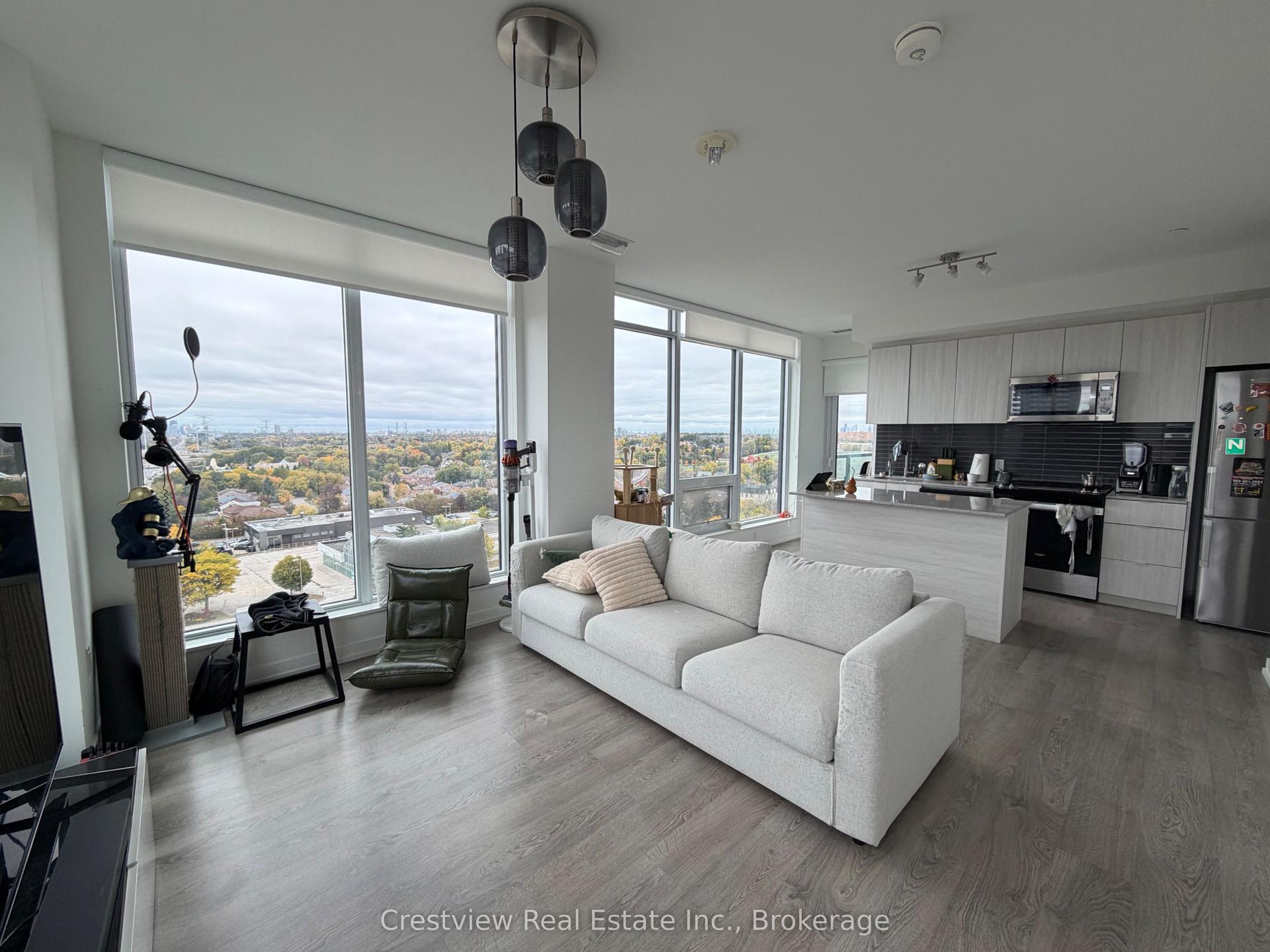 8868 Yonge Street 1108 #1108, Richmond Hill — Condo for lease, photo 1