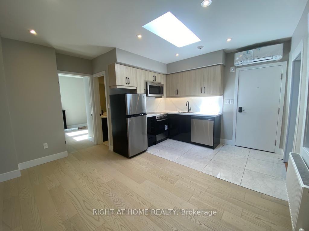 411 Roncesvalles Avenue 3B #3B — photo 1