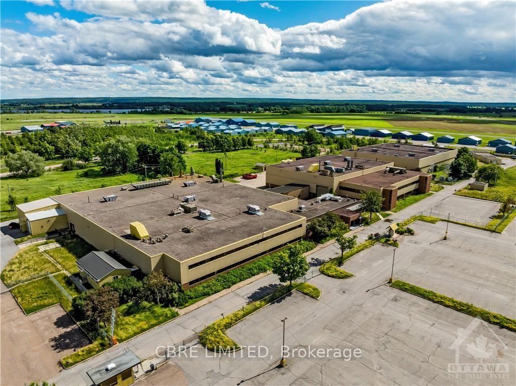 107 BASKIN Drive E, Arnprior — Commercial for sale, photo 1