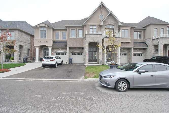 35 Dalbeattie Drive, Brampton — Townhouse for lease, photo 1