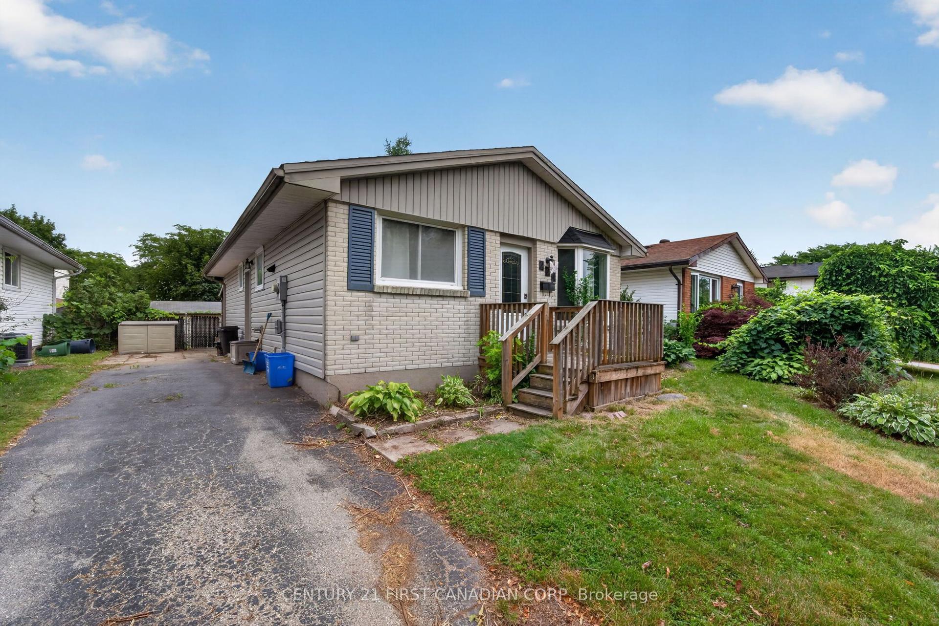 224 CULVER Crescent, London East — Detached for sale, photo 1
