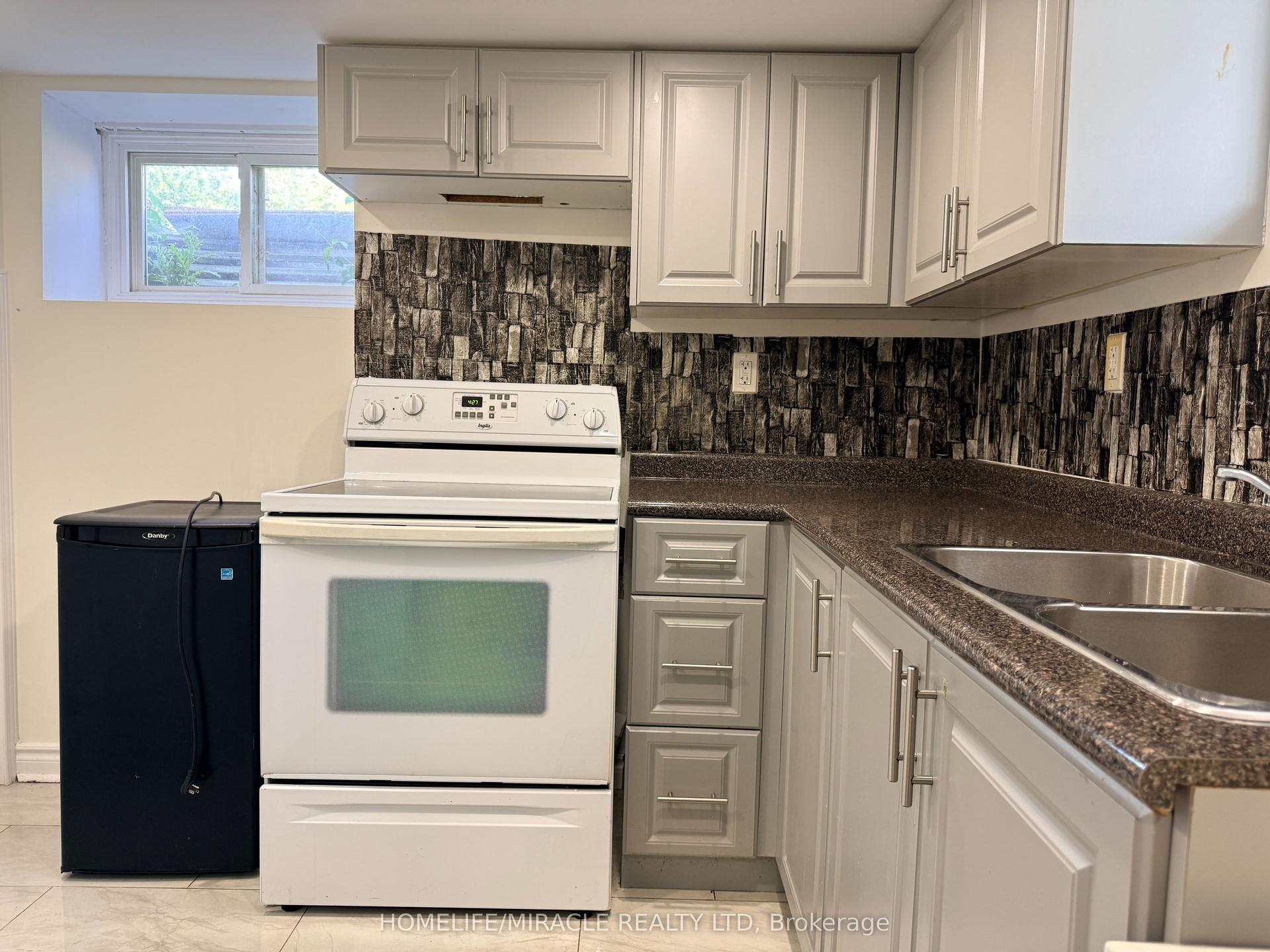 755 Somerville Street, Oshawa — Detached for lease, photo 1