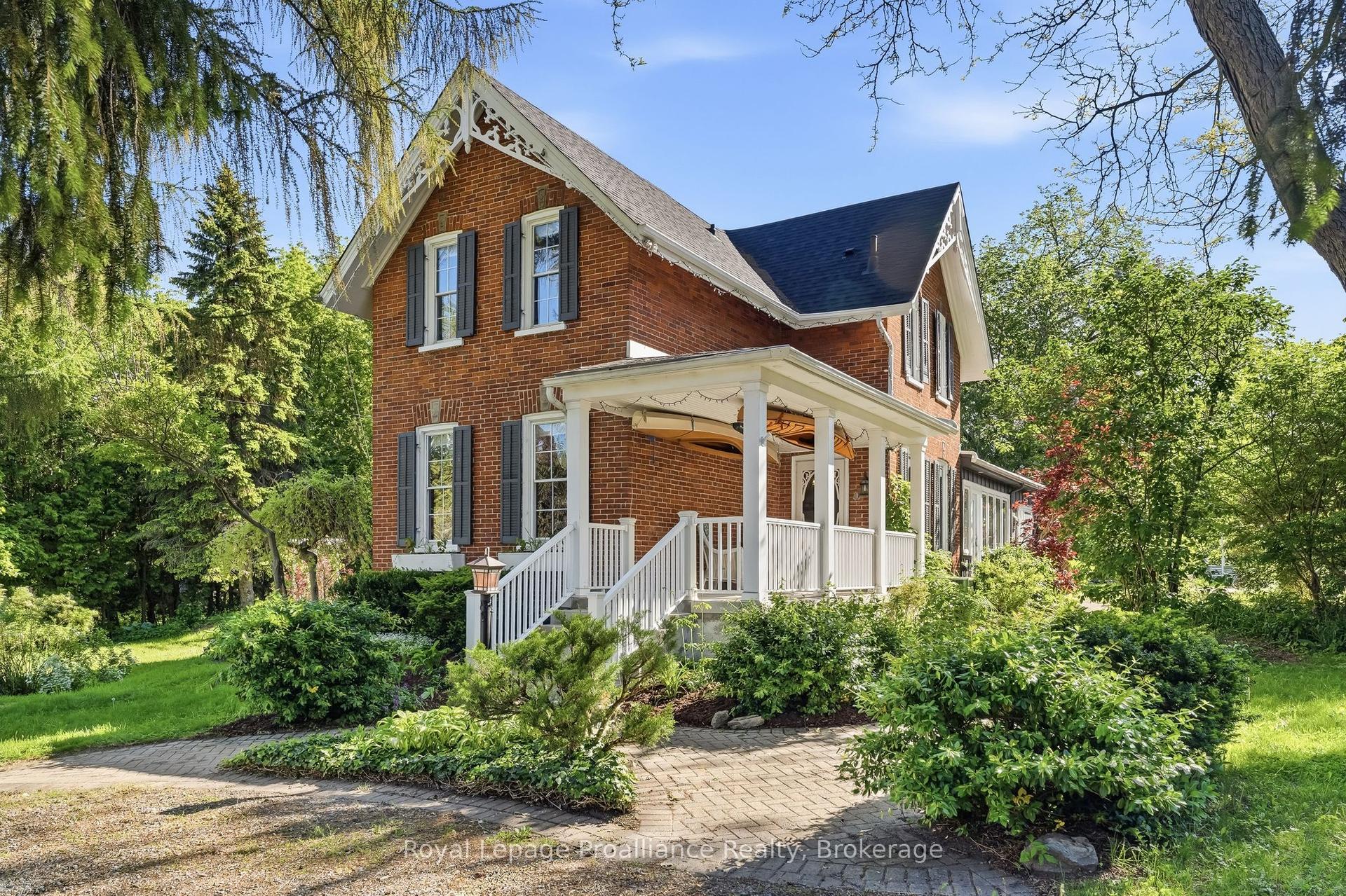 65 Prince Edward Street — photo 1