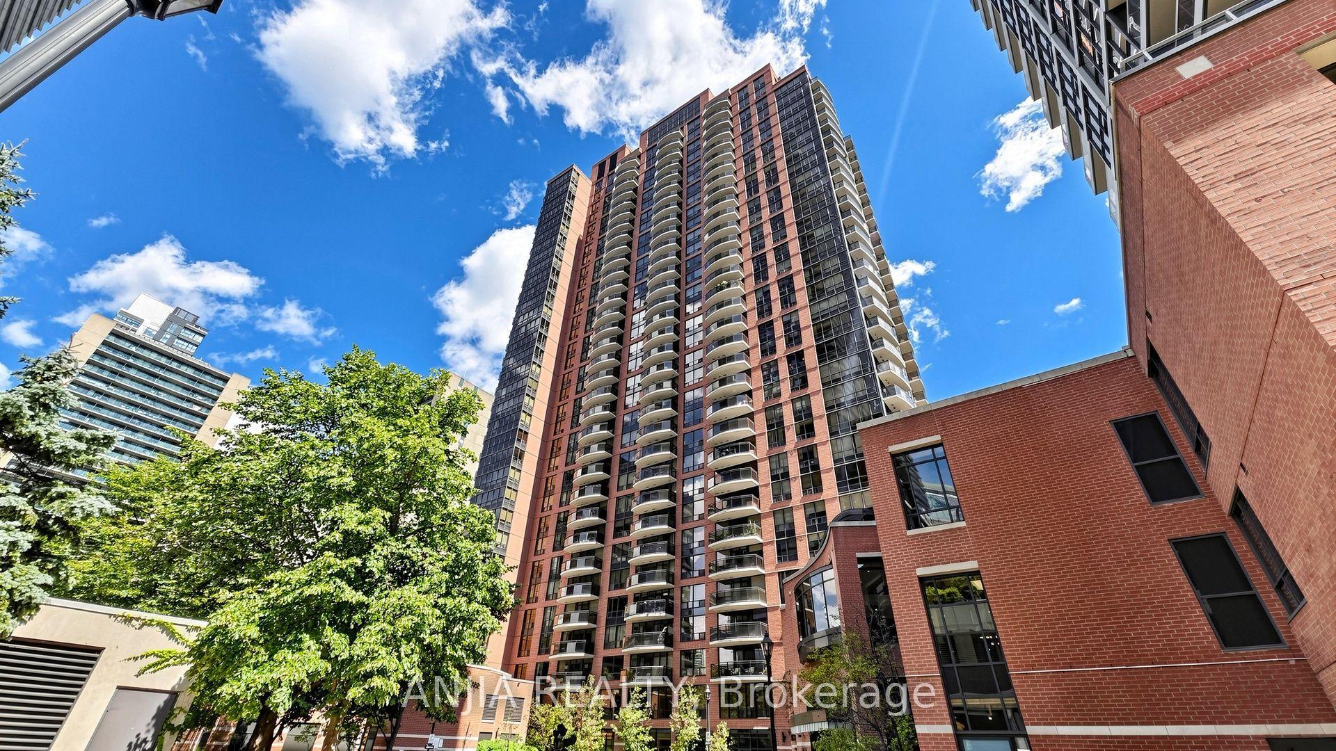 33 Sheppard Avenue E 2010 #2010, Toronto — Condo for lease, photo 1