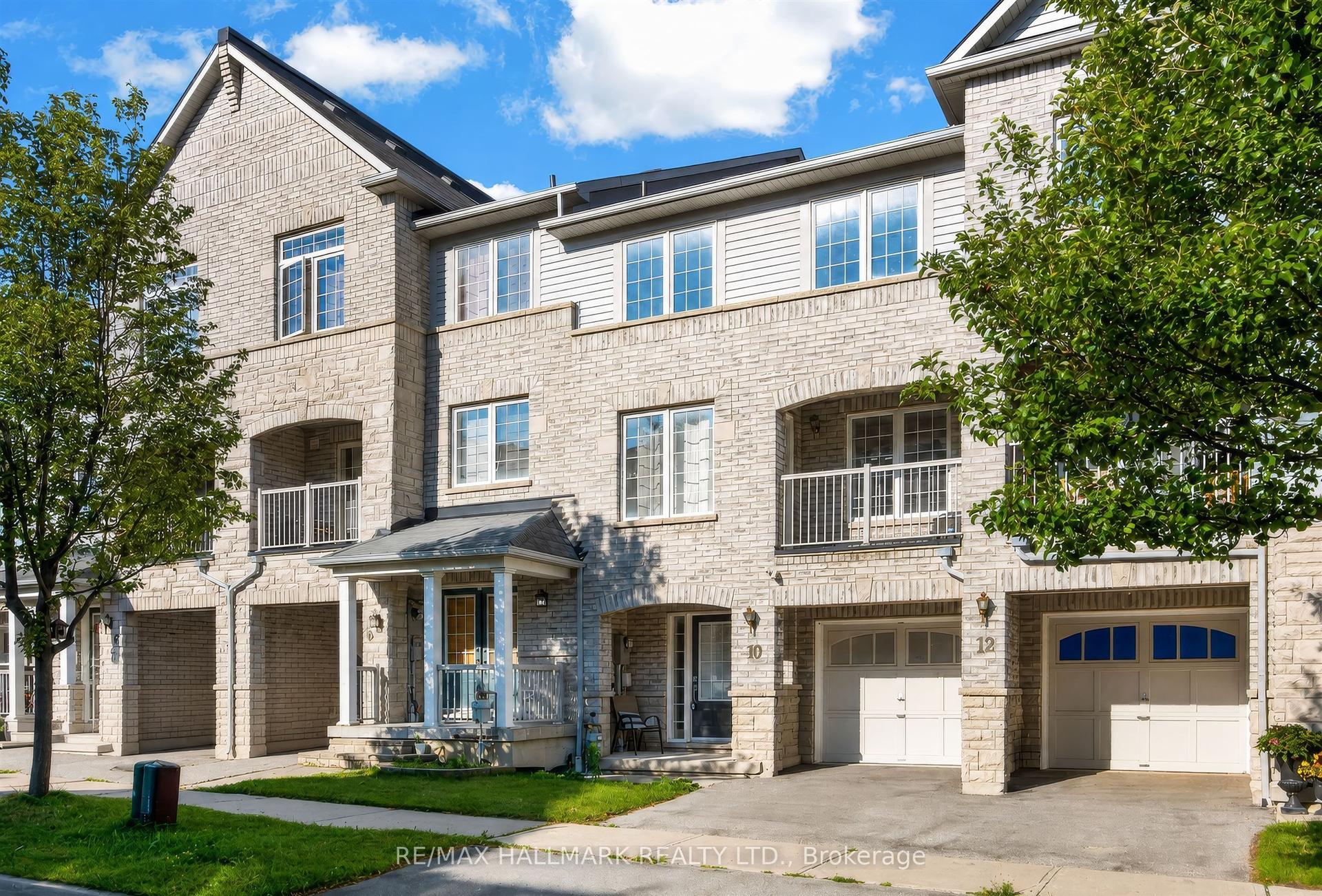 10 Linnell Street, Ajax — Townhouse for lease, photo 1