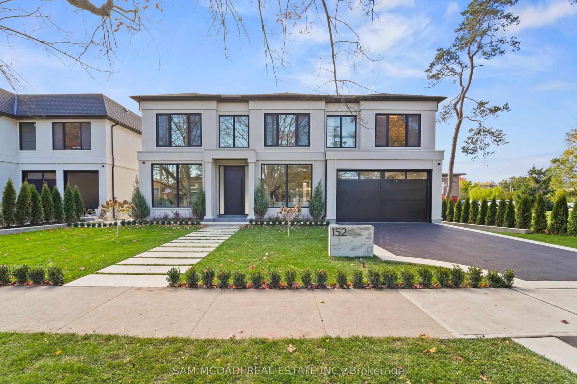 152 Third Line — photo 1