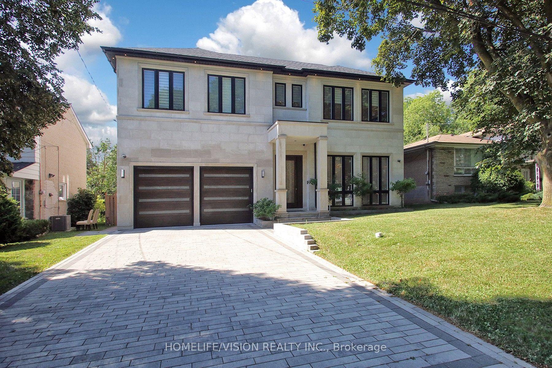 35 Longwood Drive SW, Toronto — Detached for sale, photo 1