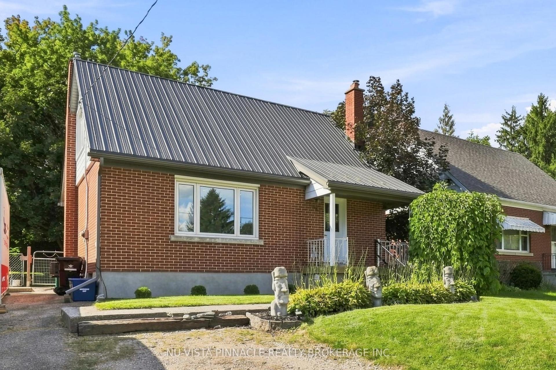 442 Grandview Avenue, Wilmot — Detached for sale, photo 1