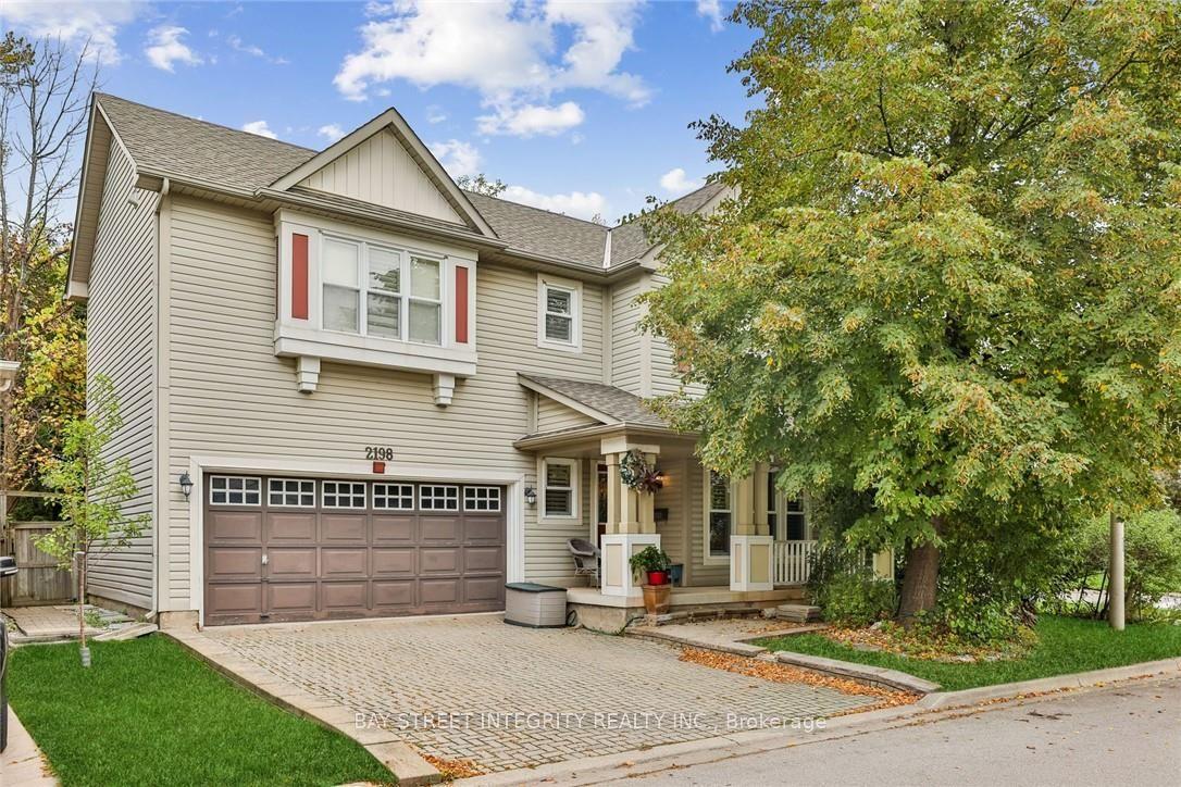 2198 Woodglen Crescent, Burlington — Detached for lease, photo 1