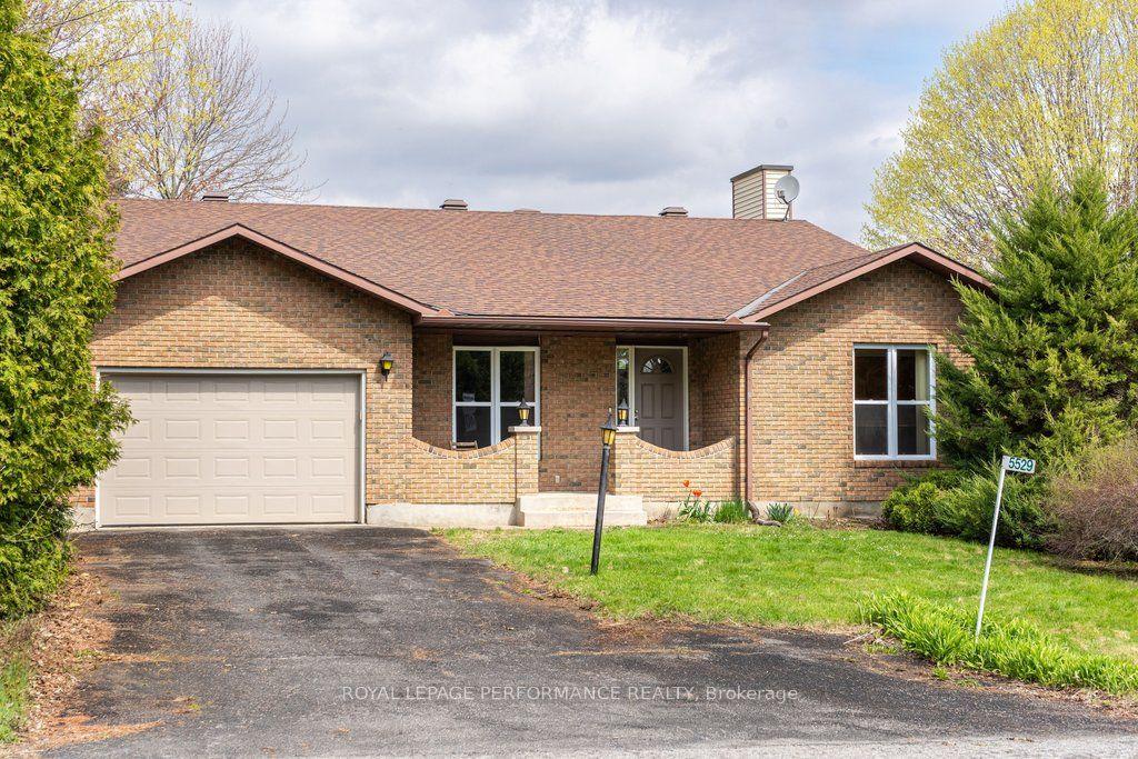 5529 Woodeden Drive — photo 1