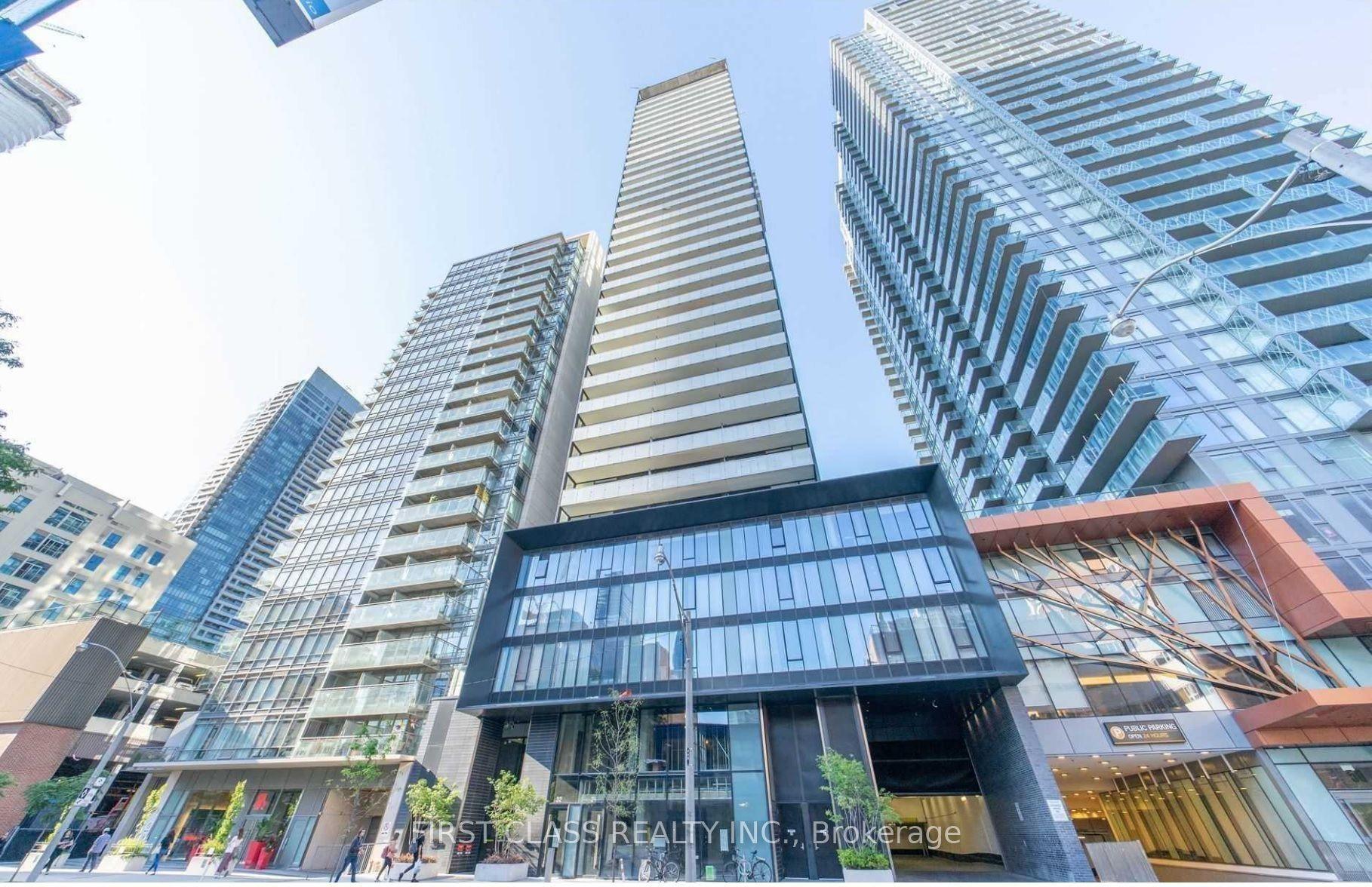 28 Wellesley Street E 3504 #3504, Toronto — Condo for lease, photo 1
