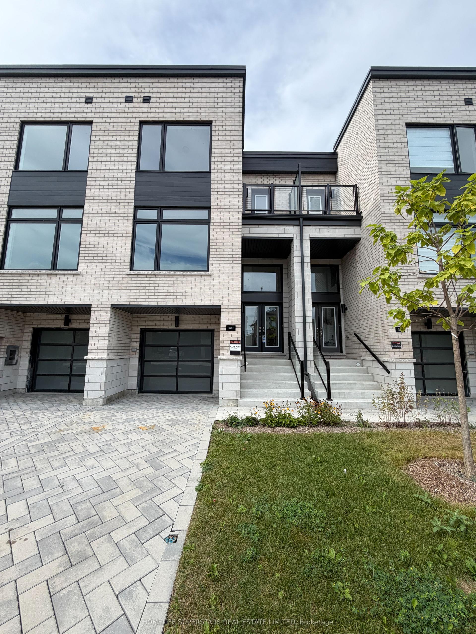 48 Danielle Moore Circle, Toronto — Townhouse for lease, photo 1