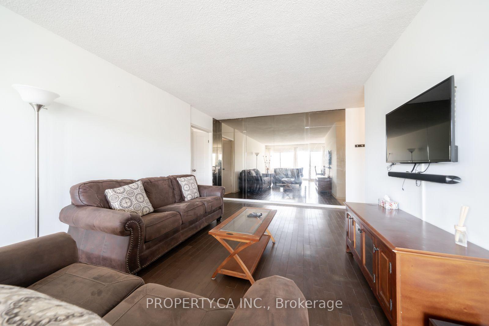 45 Westmount Road N 404 #404, Waterloo — Condo for lease, photo 1
