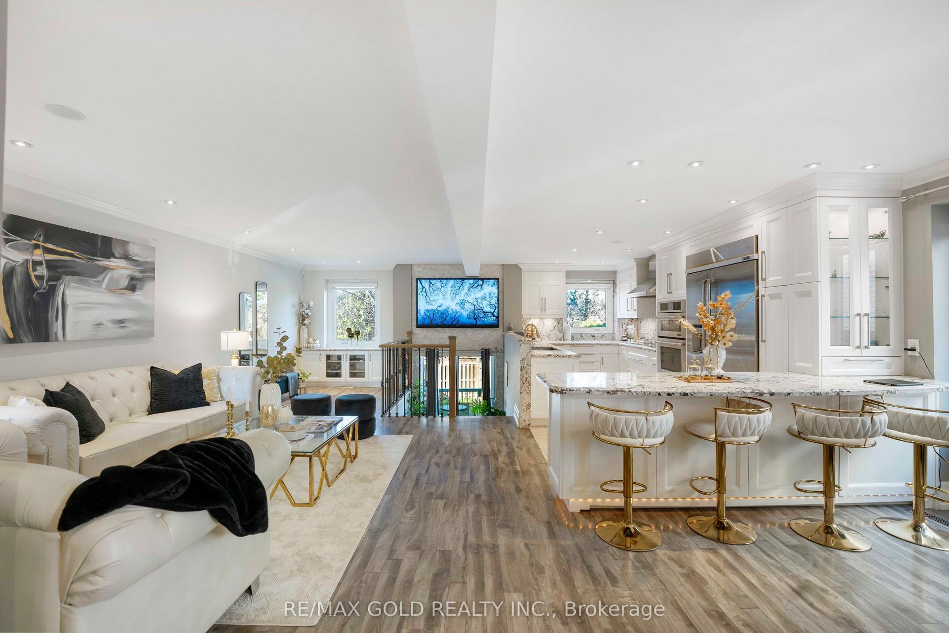 4187 Trellis Crescent — photo 1