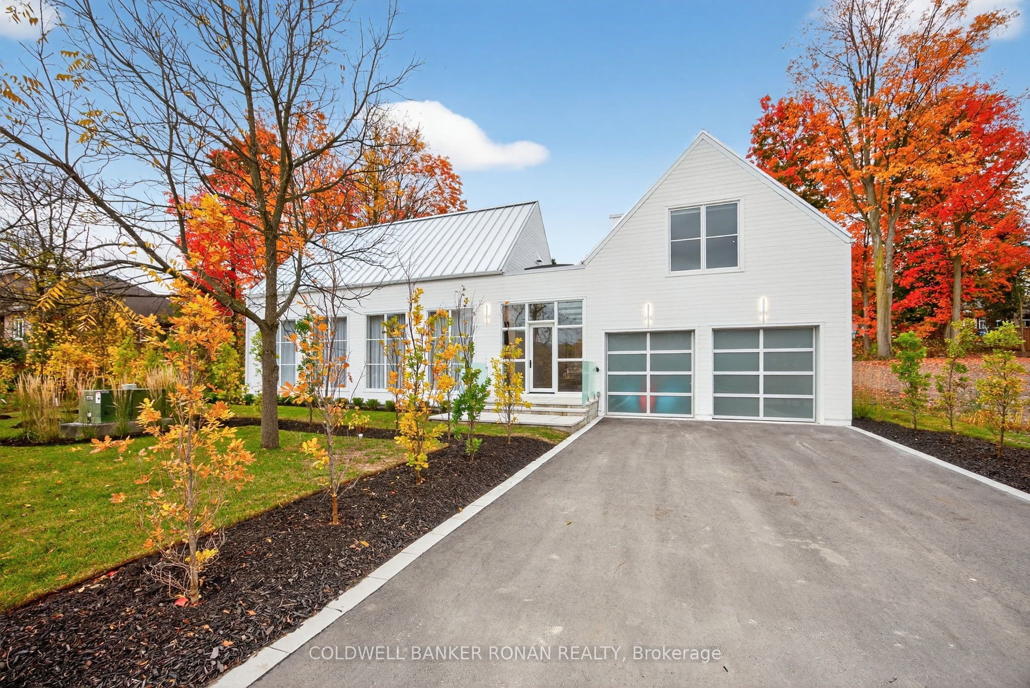 9 Gray Avenue — photo 1