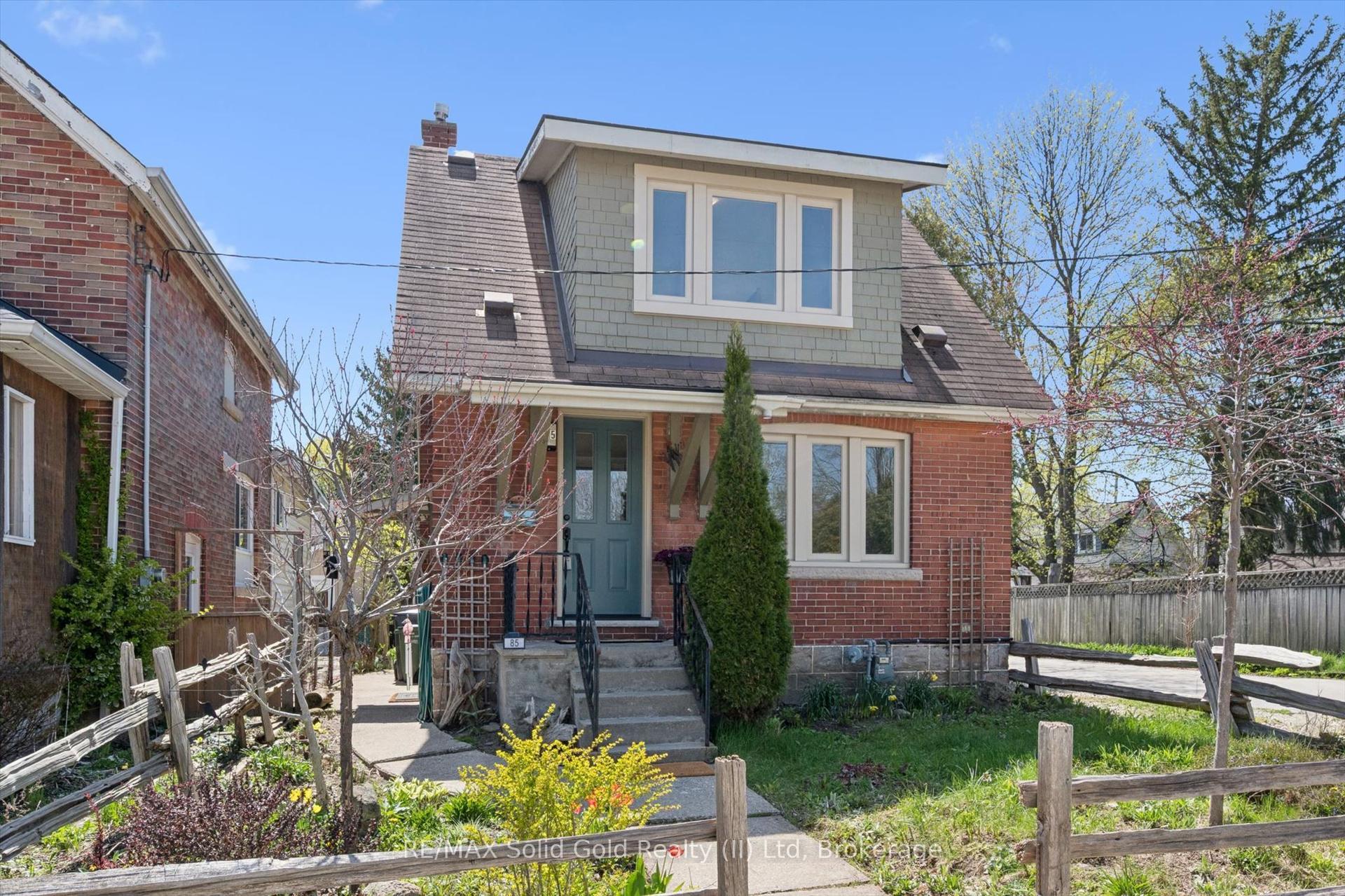 85 Audrey Avenue — photo 1