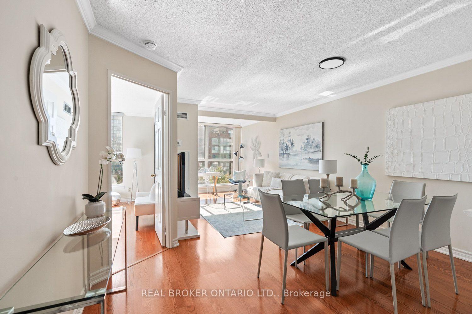 24 Southport Street 747 #747, Toronto — Condo for sale, photo 1