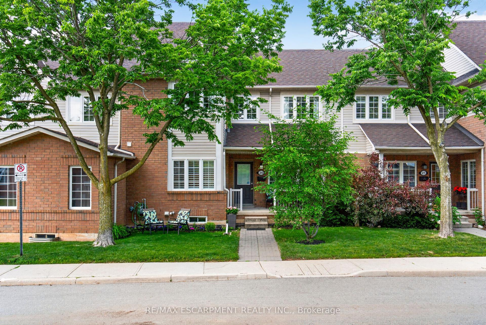 100 Beddoe Drive 20 #20 — photo 1