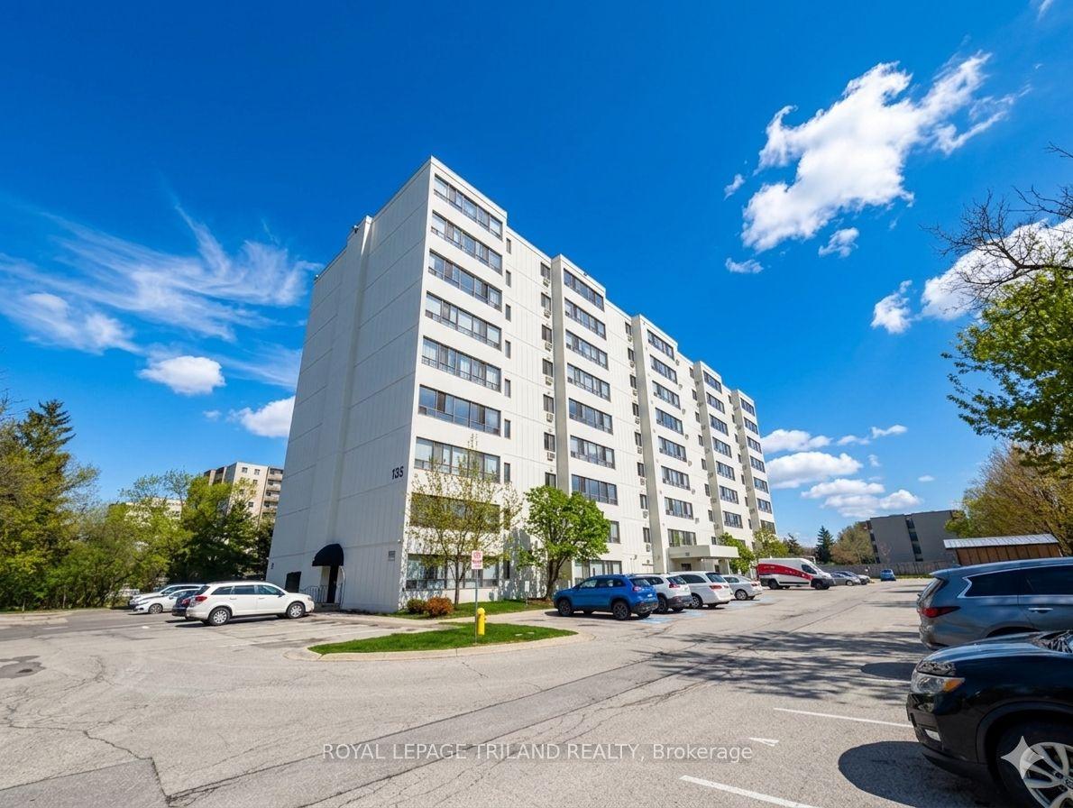 135 Base Line Road W 306 #306 — photo 1