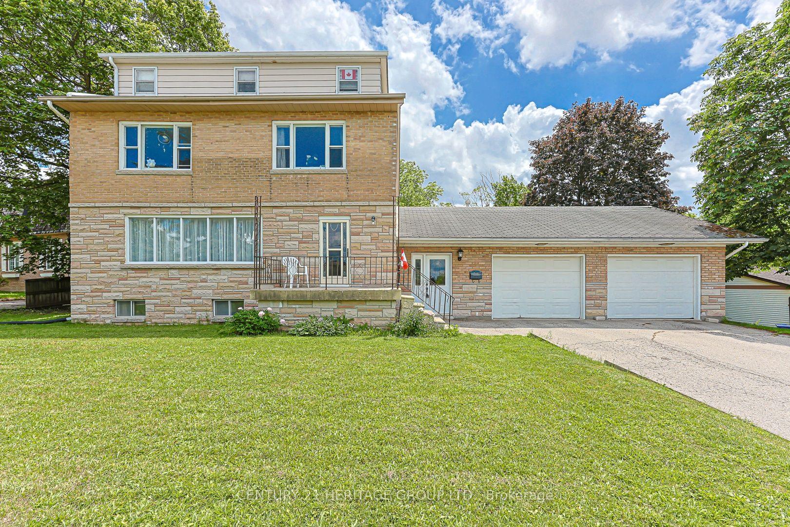 1036 Jacarandah Drive — photo 1