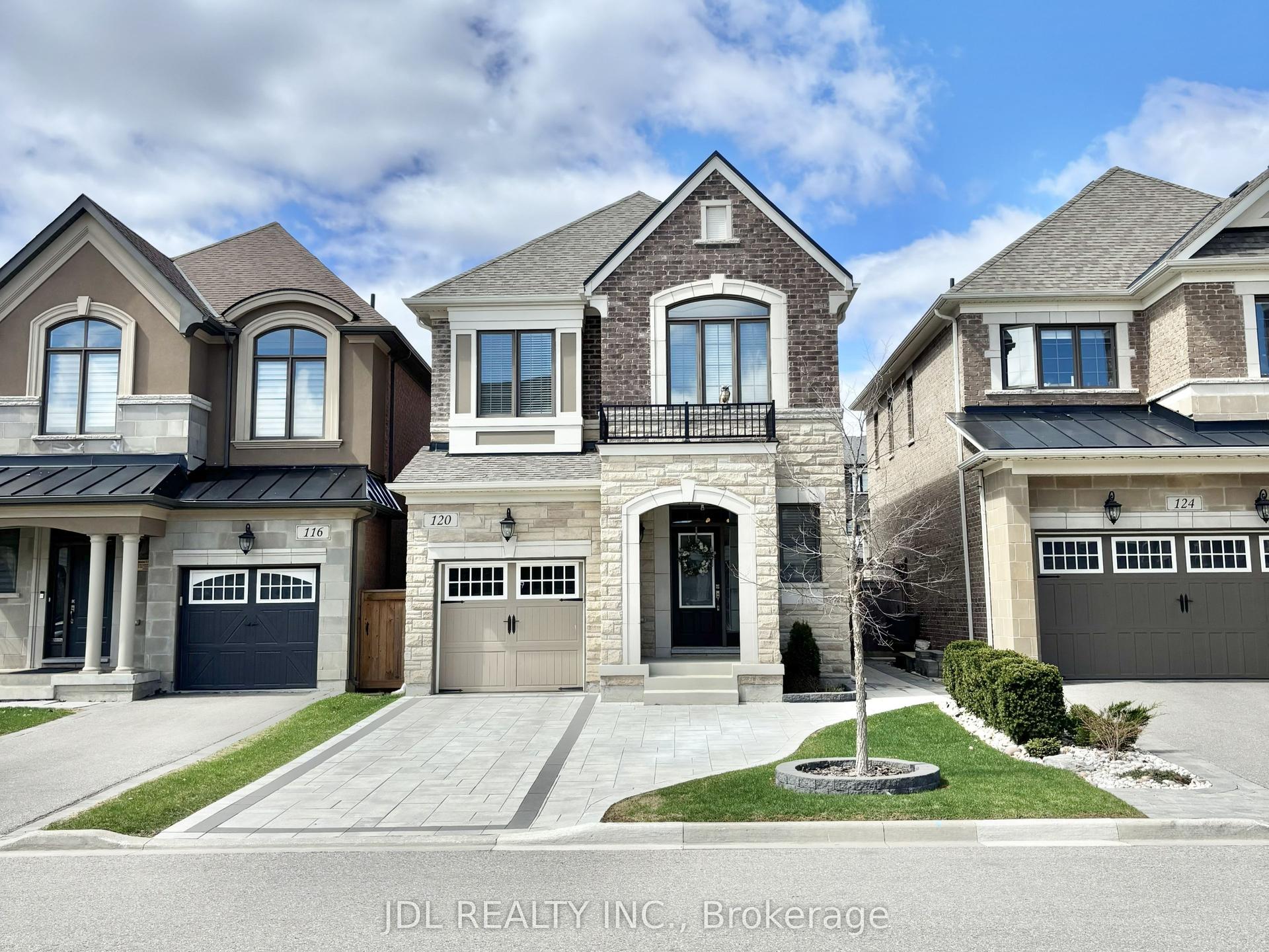 120 Lacrosse Trail — photo 1