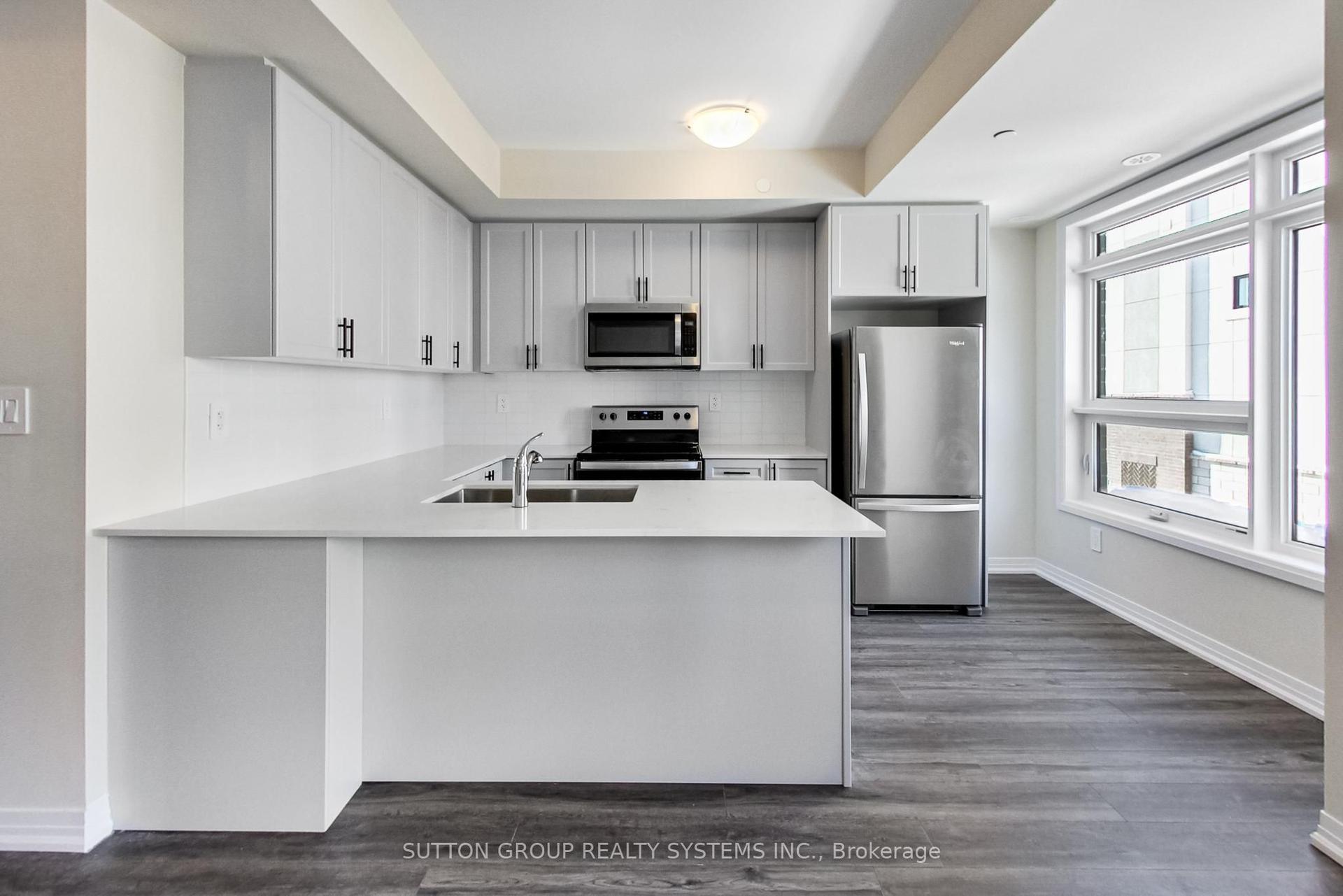 1585 Rose Way 114 #114, Milton — Condo Town for sale, photo 1