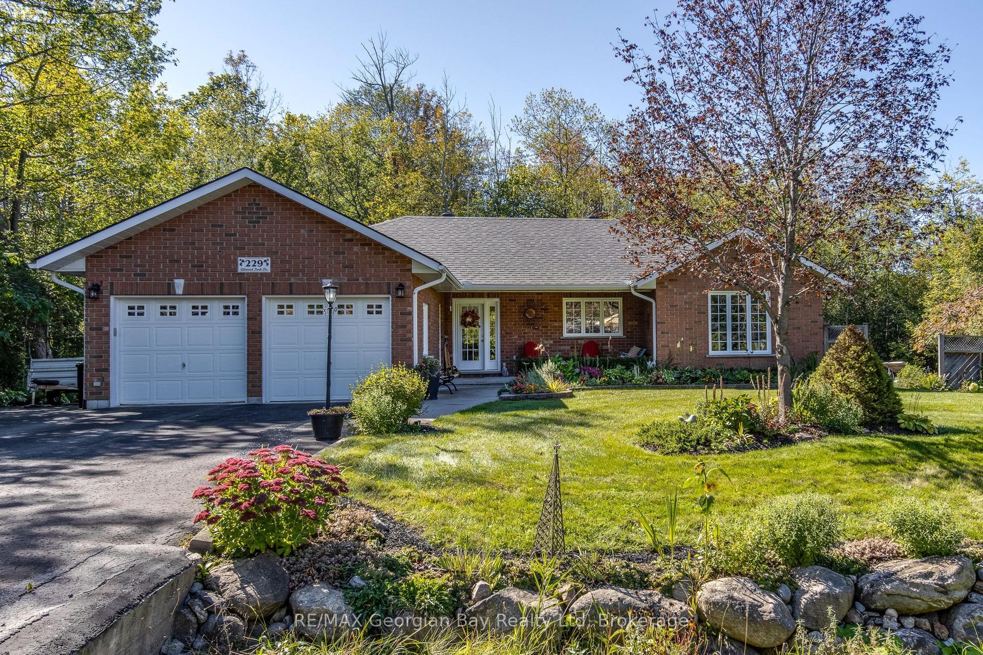 229 Gilwood Park Drive — photo 1