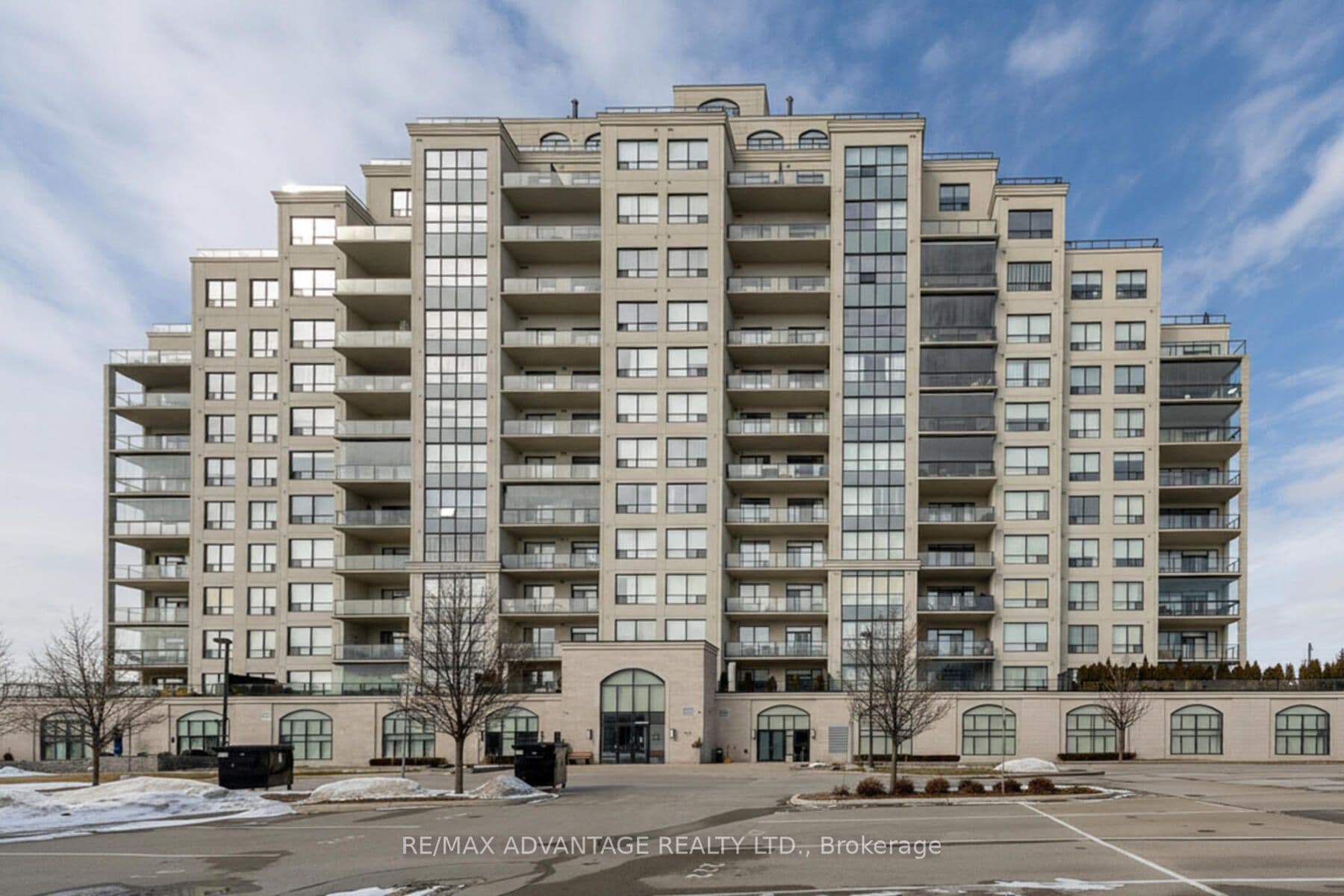 240 Villagewalk Boulevard 901 #901 — photo 1