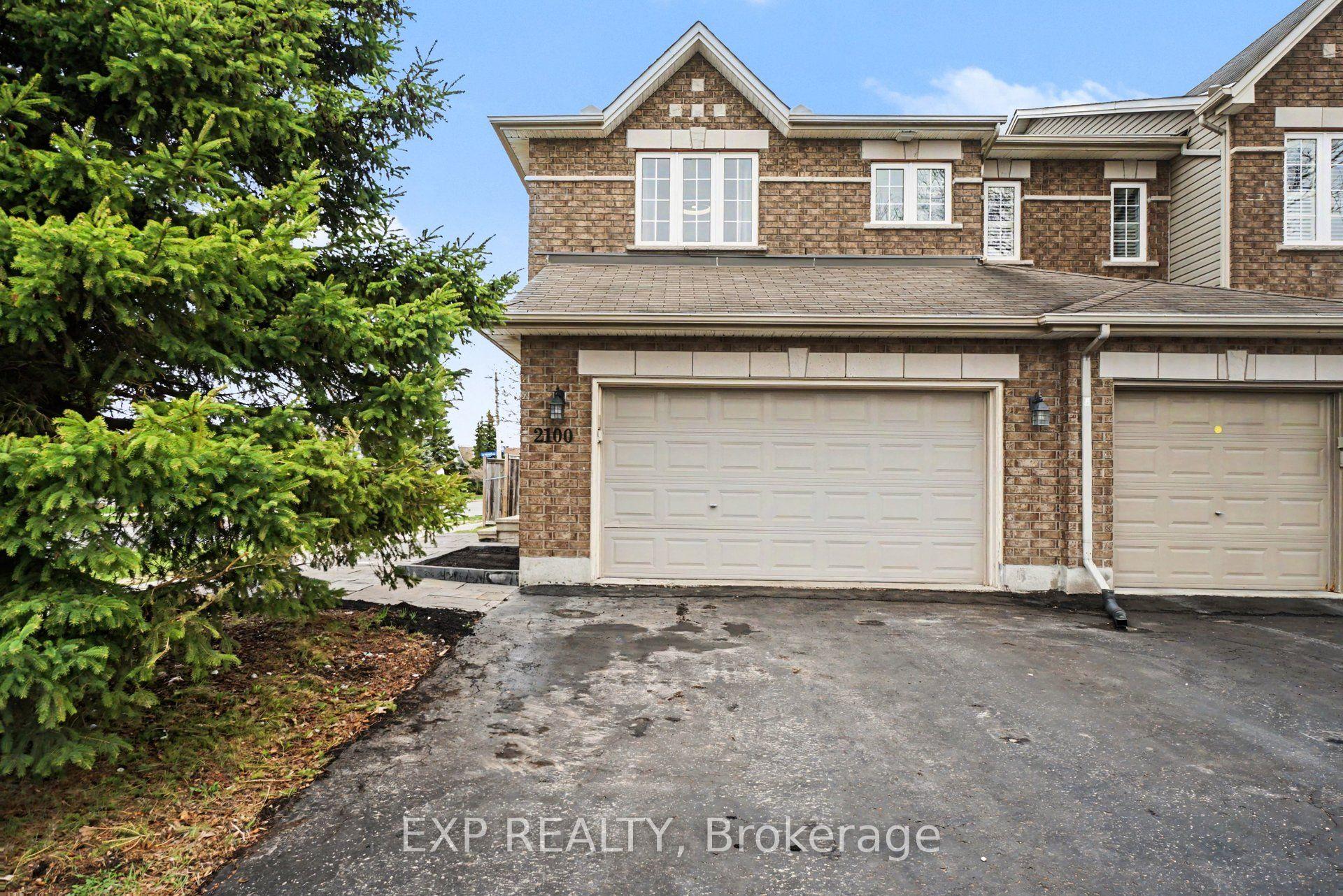 2100 Melette Crescent — photo 1