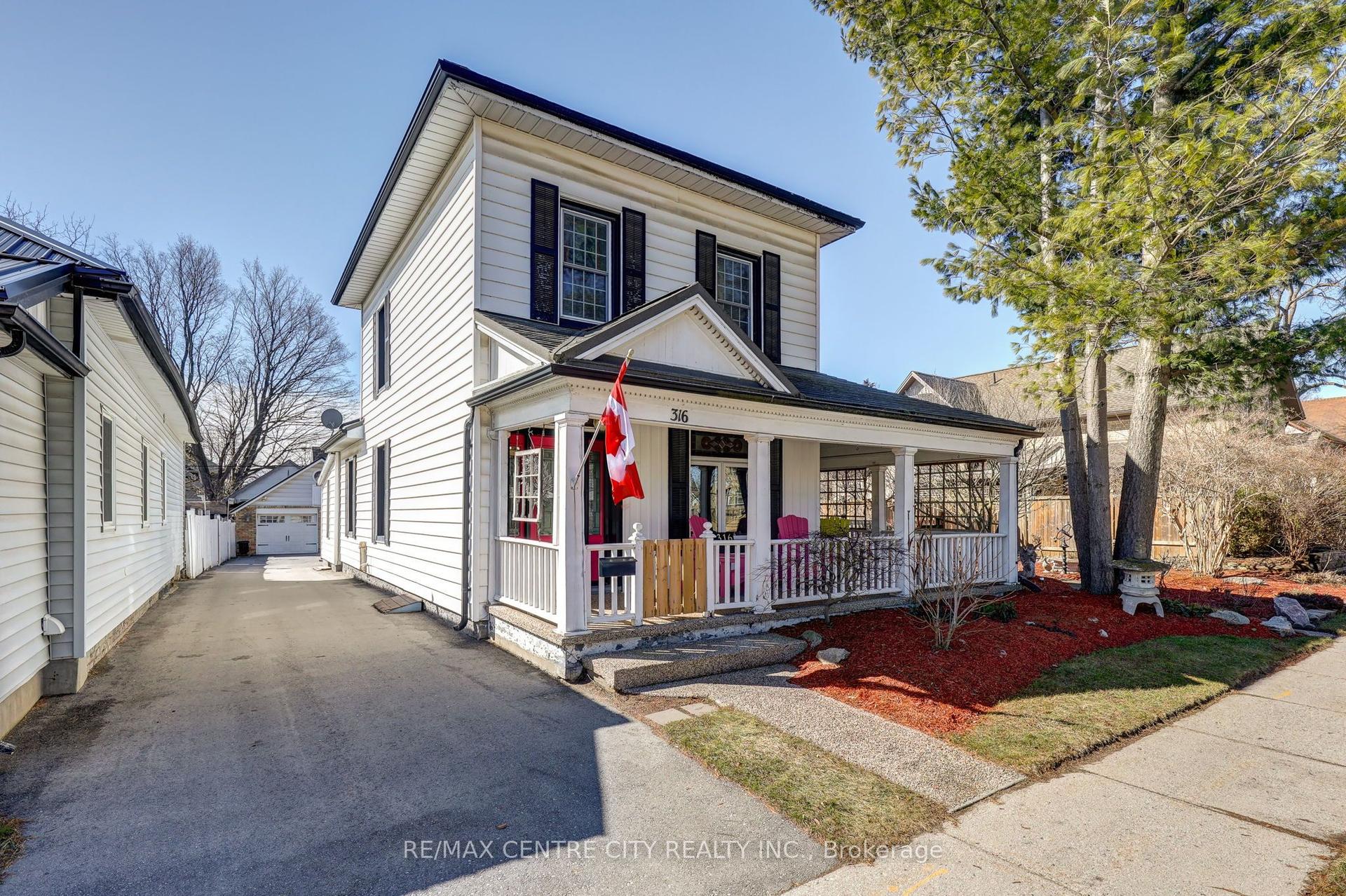 316 Talbot Street E — photo 1