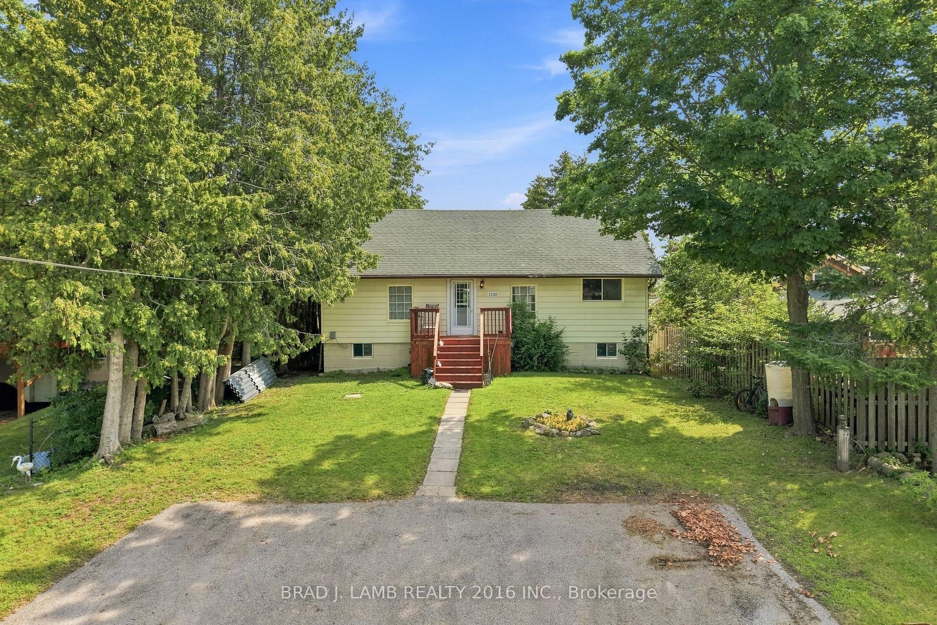 21153 Dalton Road, Georgina — Detached for sale, photo 1