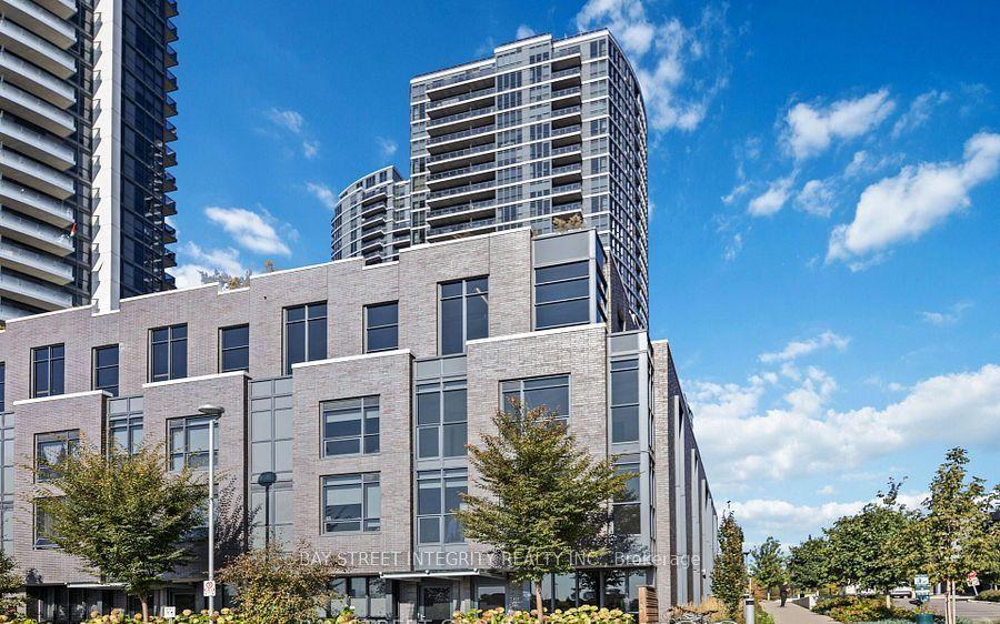 27 Valhalla Inn Road 60 #60, Toronto — Condo Town for lease, photo 1