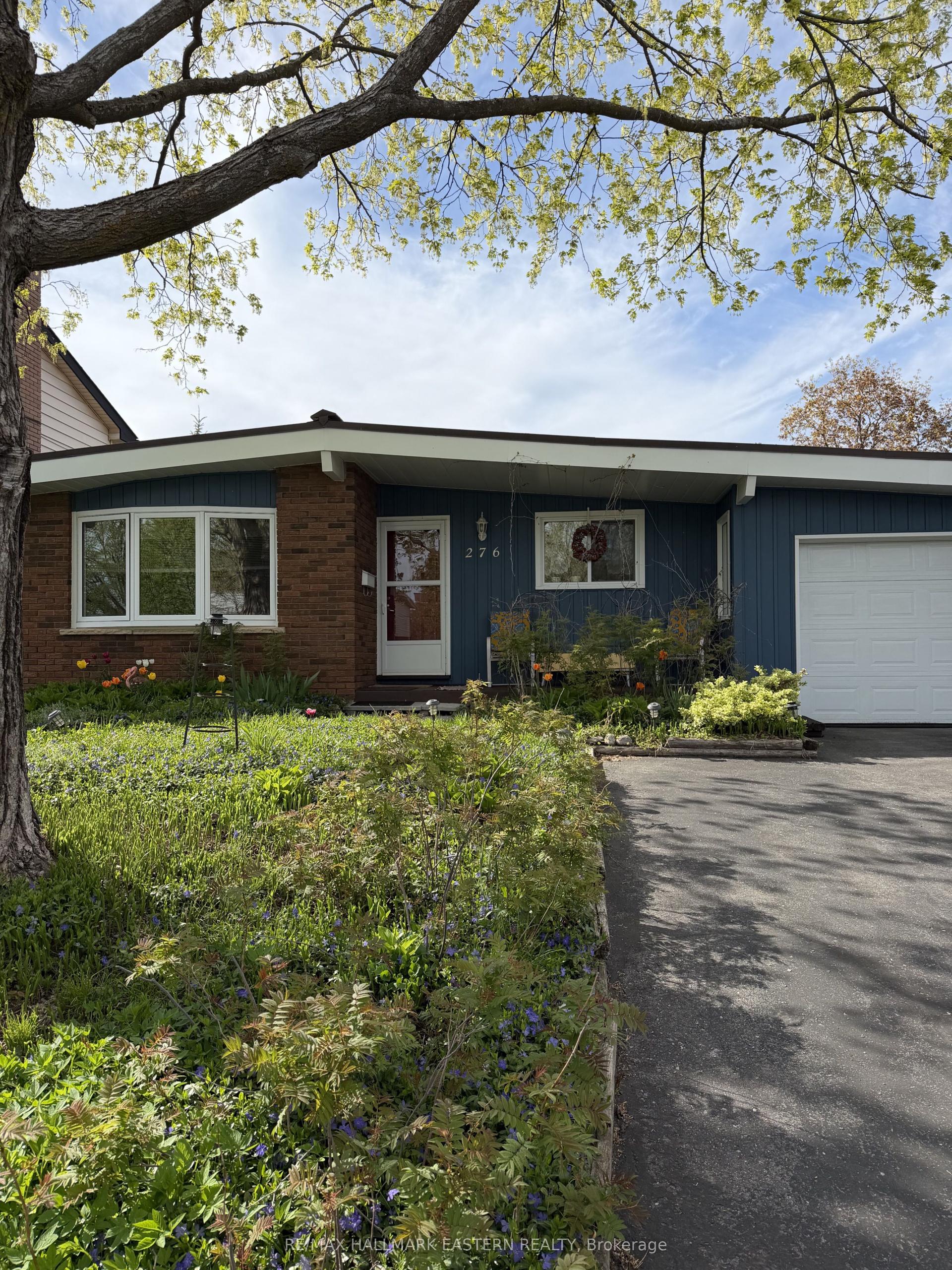 276 Greenlawn Avenue — photo 1