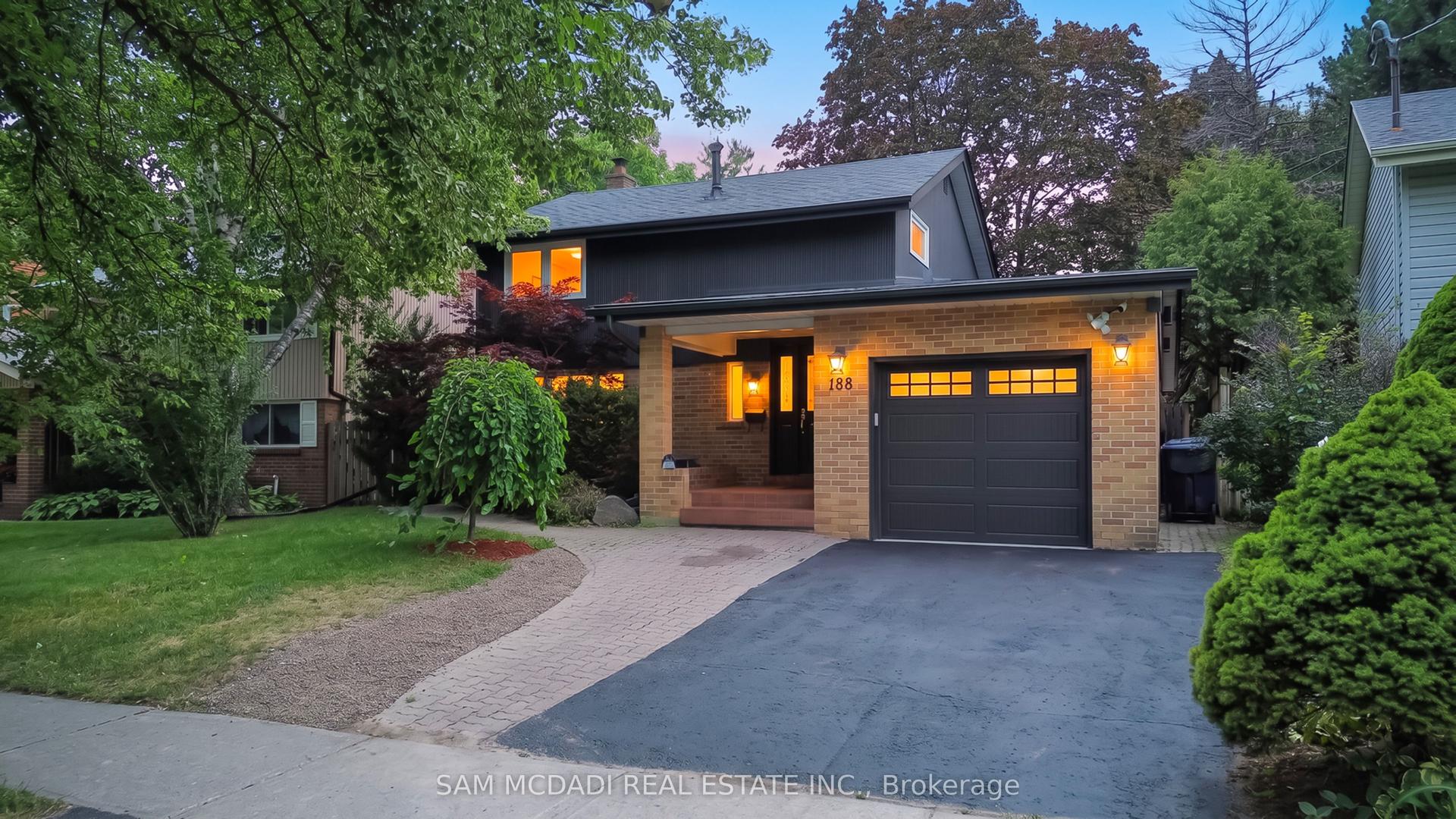 188 Birkdale Road, Toronto — Detached for sale, photo 1