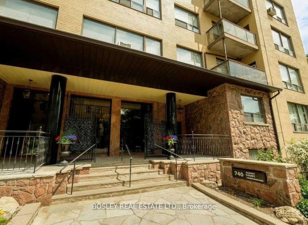740 Eglinton Avenue W 108 #108, Toronto — Condo for lease, photo 1