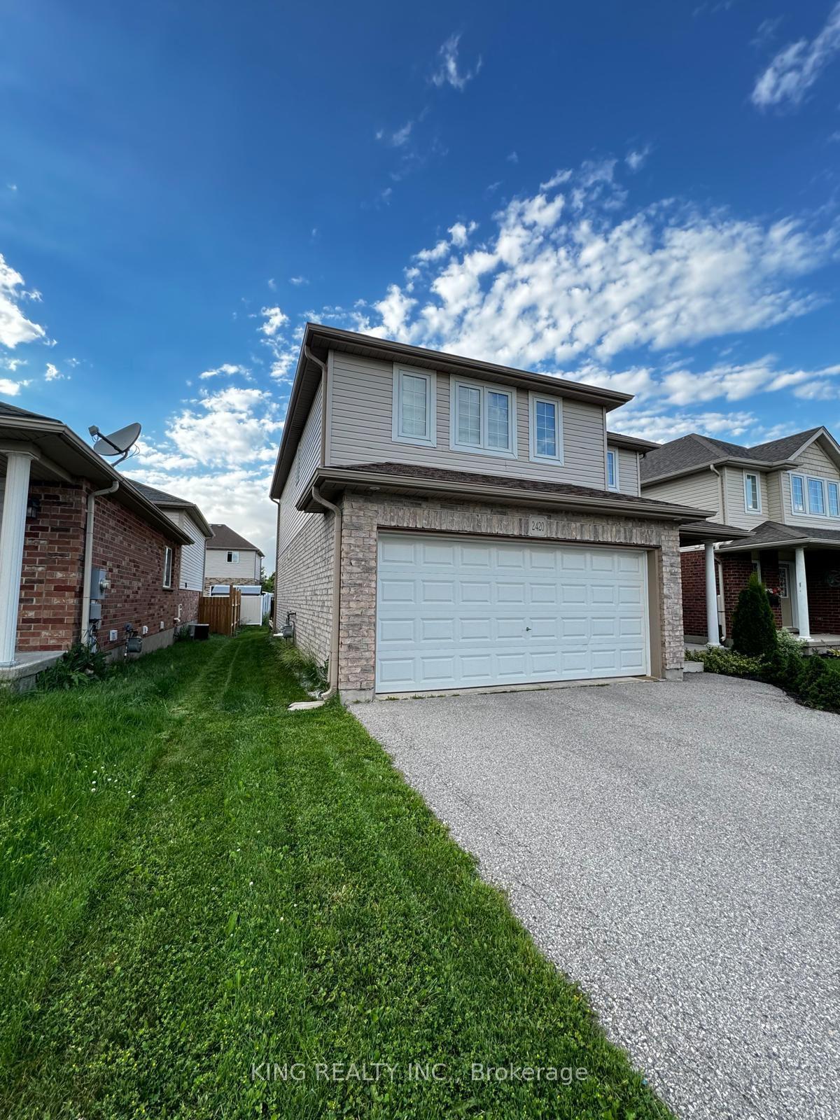 2420 ASIMA Drive, London South — Detached for lease, photo 1