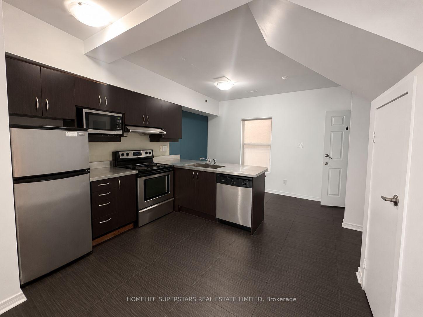 38 Kensington Place 204 #204, Toronto — Multiplex for lease, photo 1