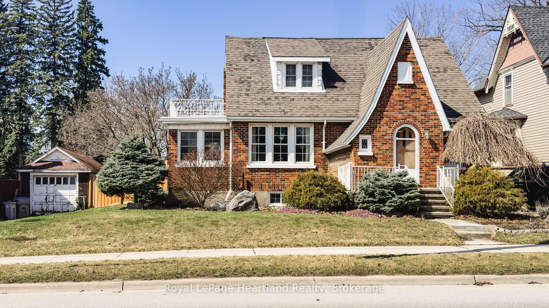 108 Albert Street — photo 1