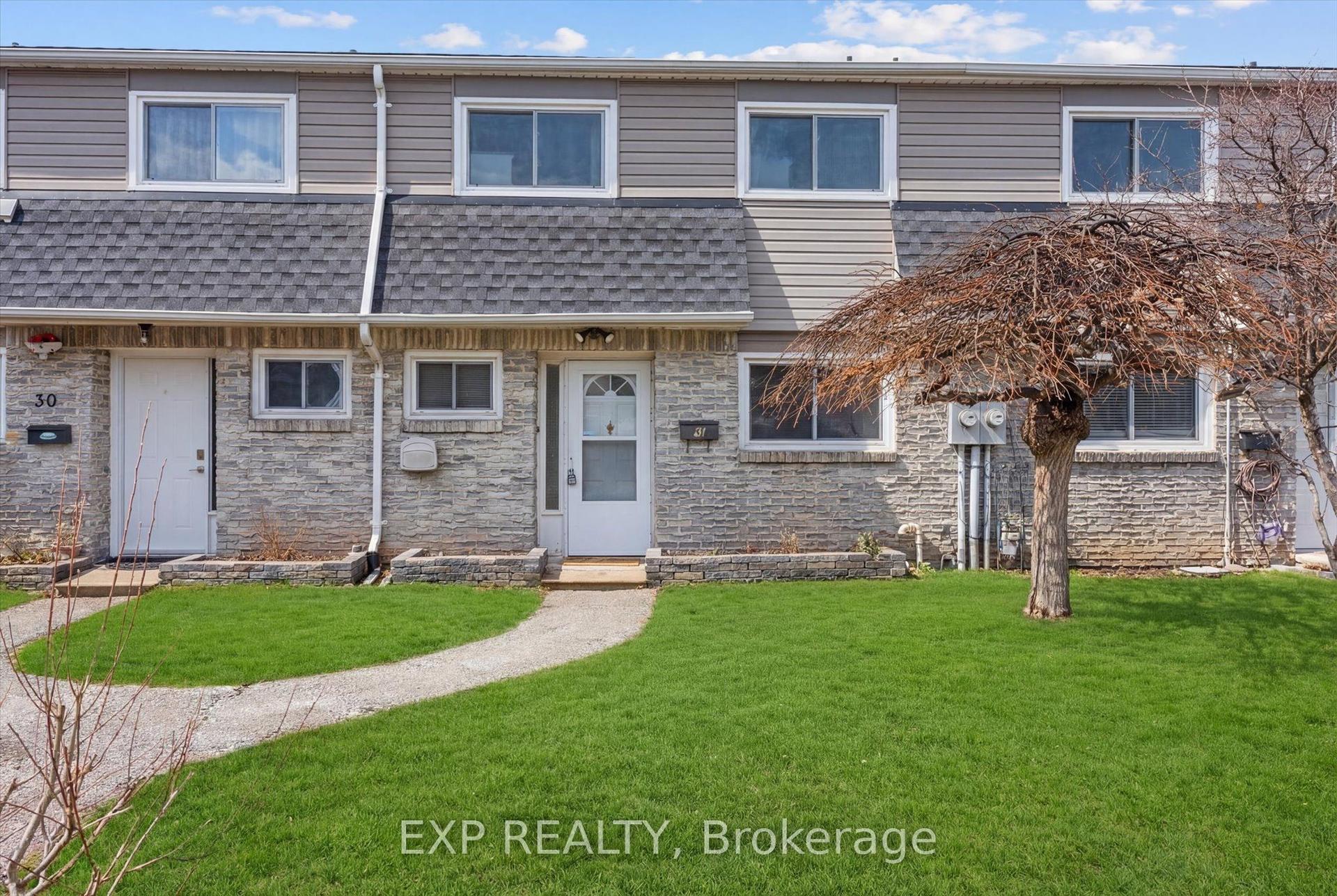 2050 Upper Middle Road 31 #31, Burlington — Condo Town for sale, photo 1