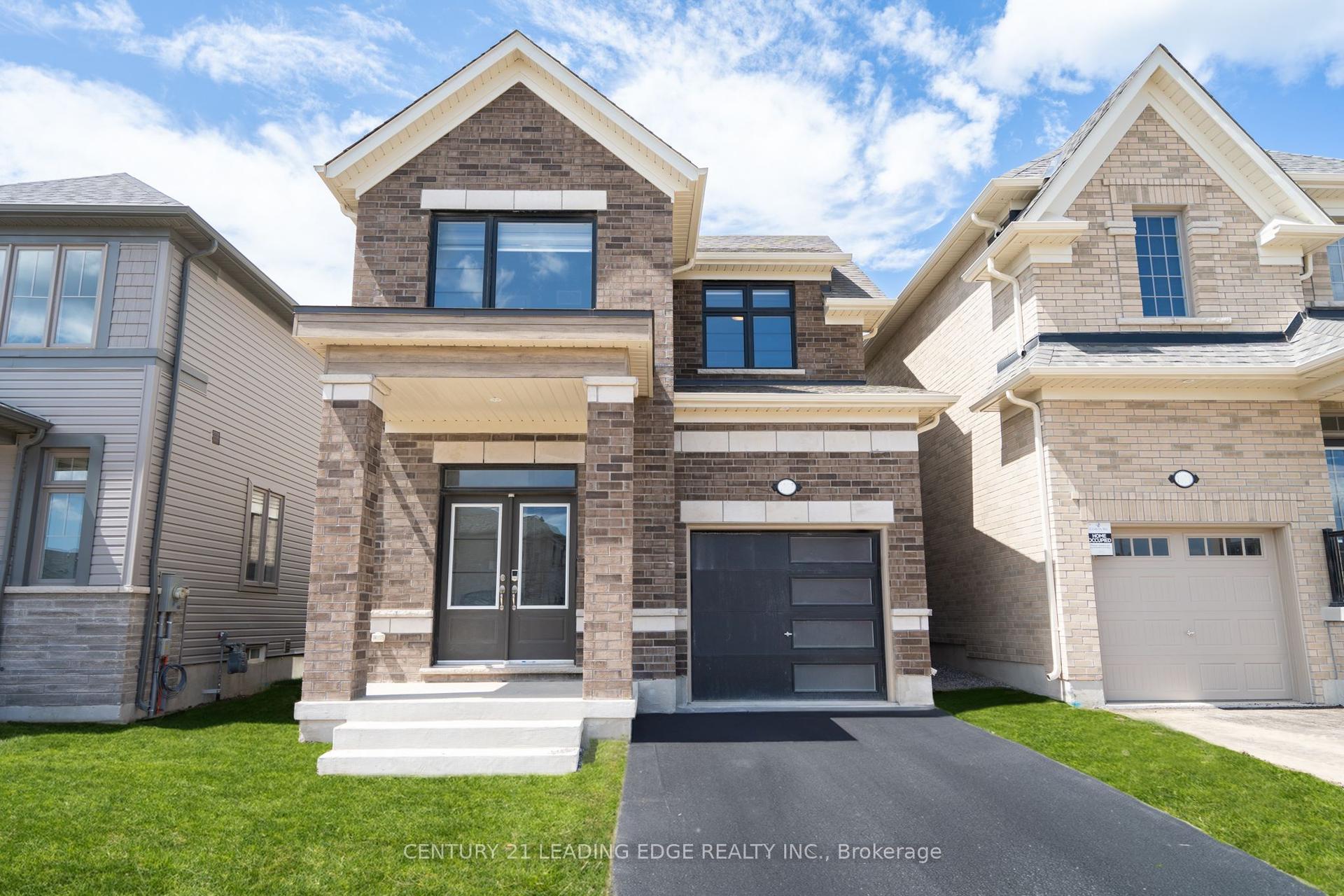 1097 Trailsview Avenue — photo 1