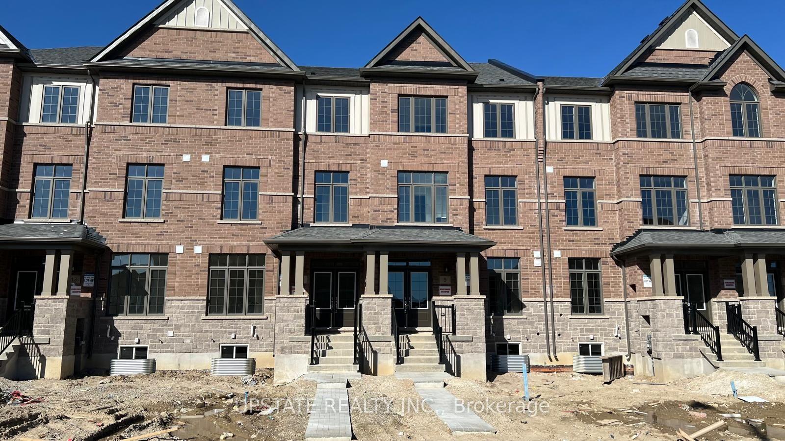 11 MINNOCK Street, Caledon — Townhouse for lease, photo 1
