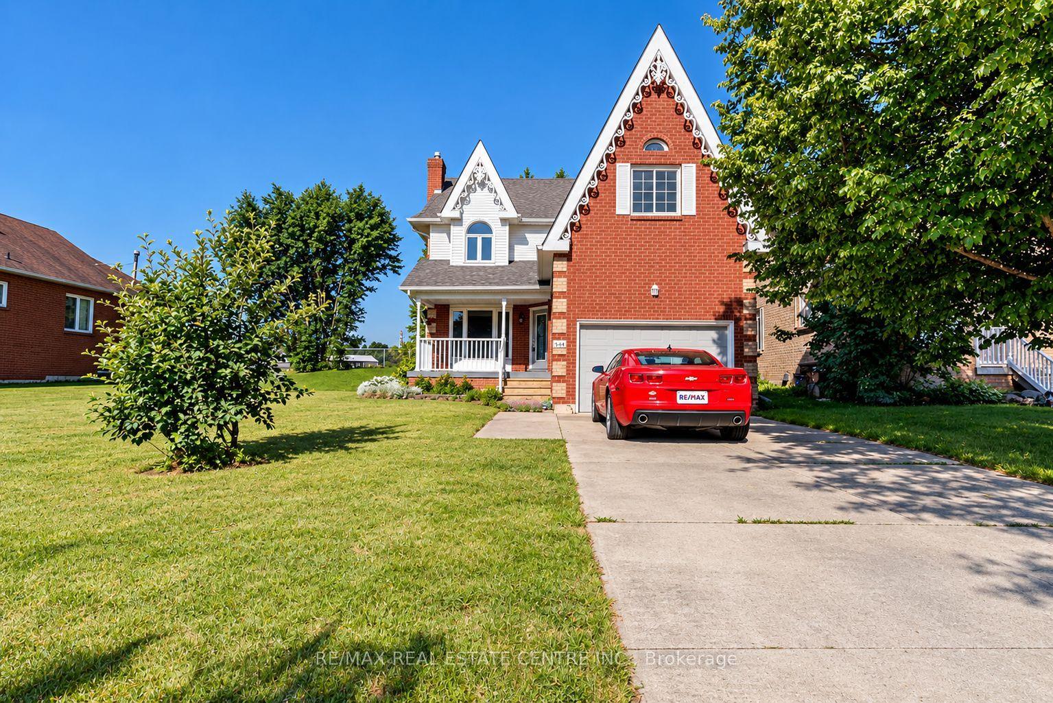 544 Park Avenue, Shelburne — Detached for lease, photo 1