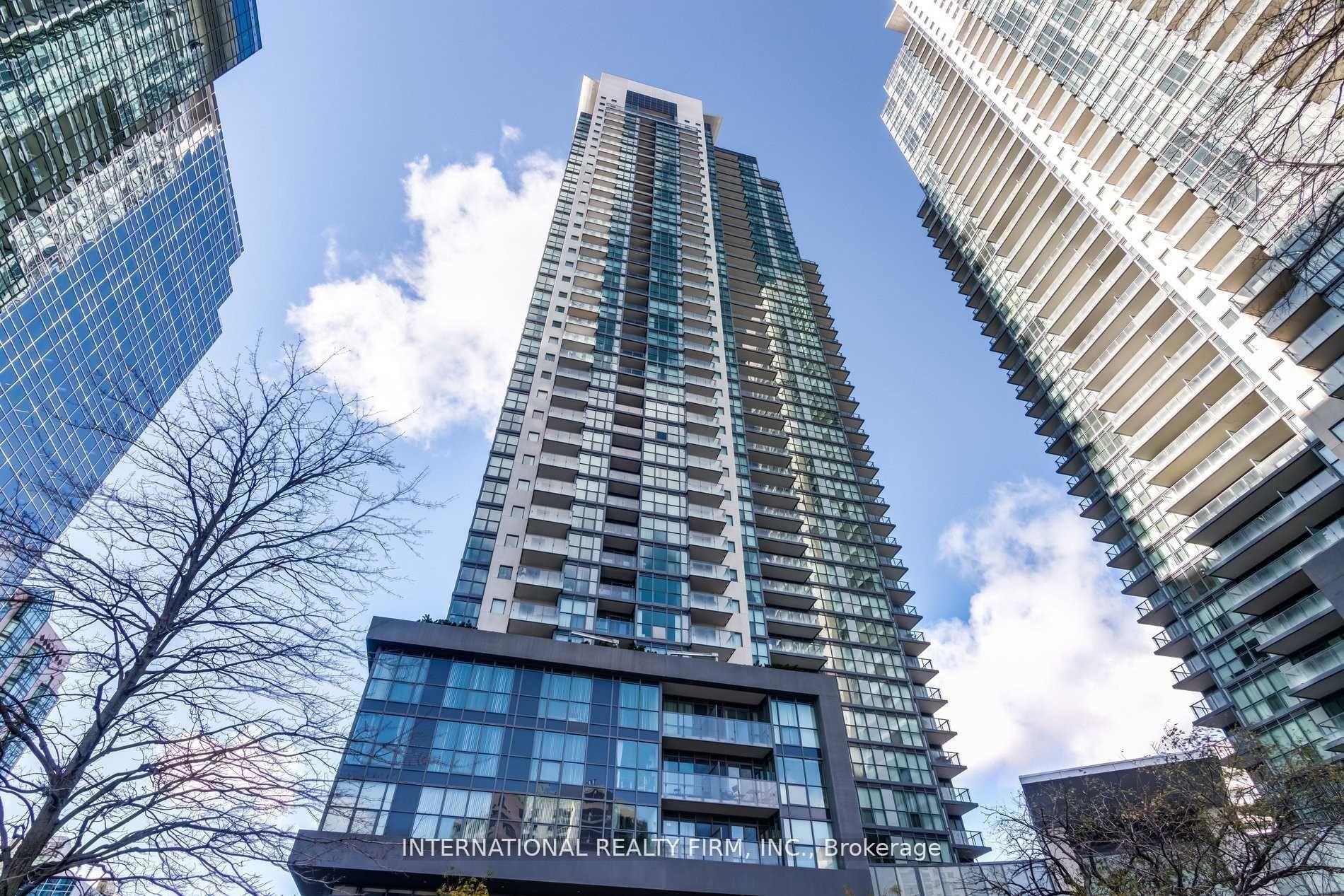 5162 Yonge Street S 1811 #1811, Toronto — Condo for sale, photo 1