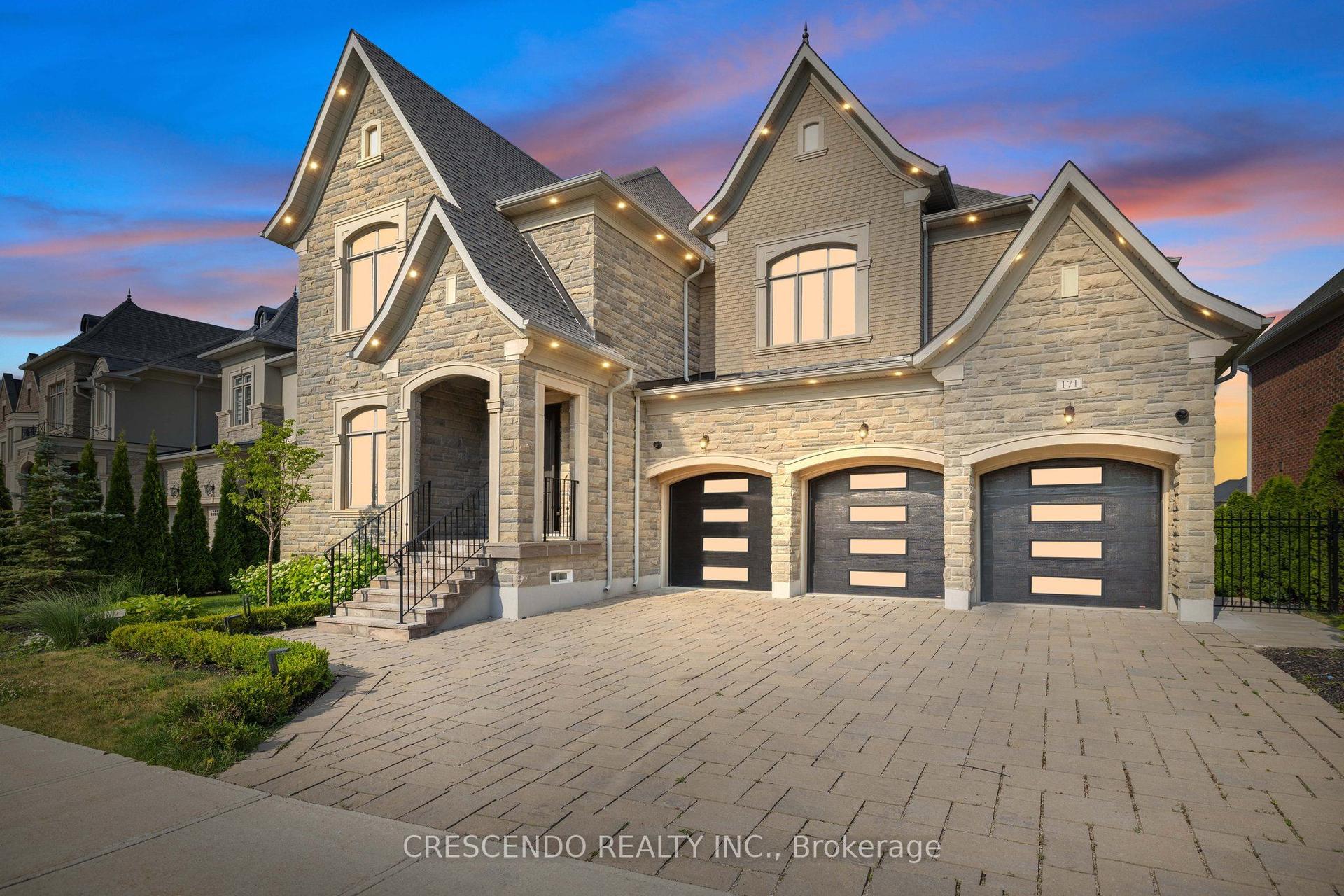 171 Woodgate Pines Drive — photo 1