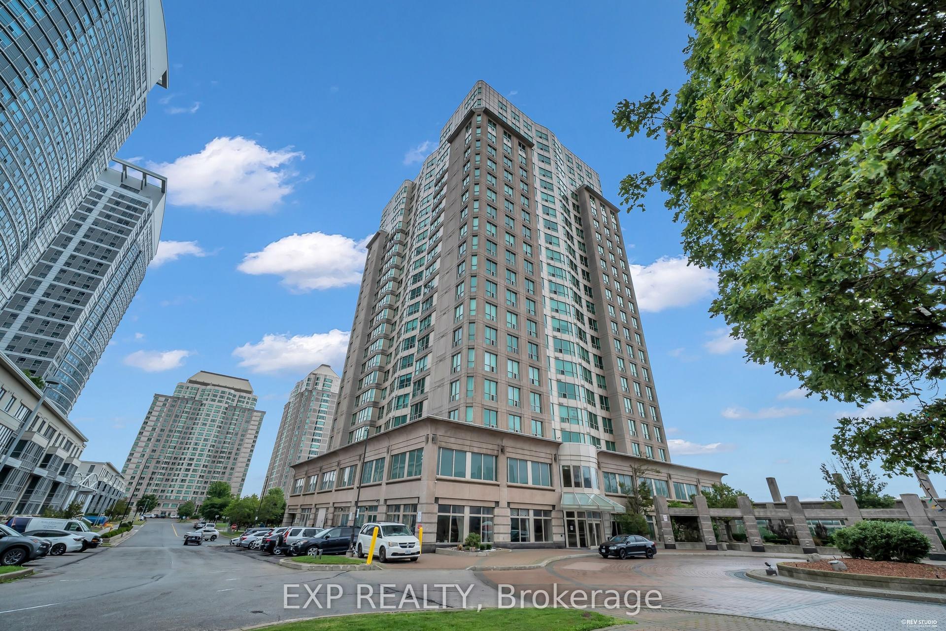 8 Lee Centre Drive N 1016 #1016, Toronto — Condo for sale, photo 1
