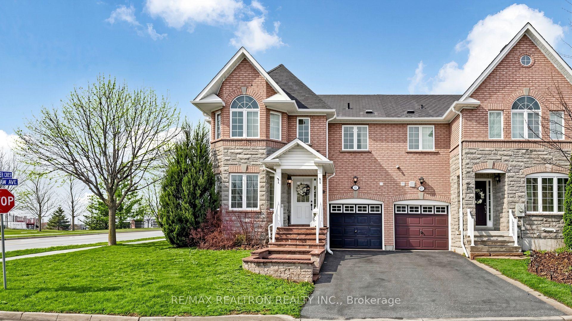 65 Red River Crescent — photo 1