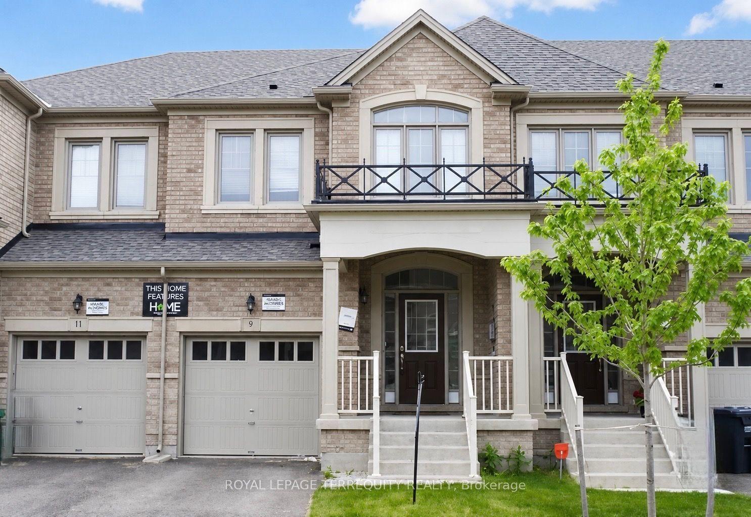 9 Lady Evelyn Crescent, Brampton — Townhouse for lease, photo 1