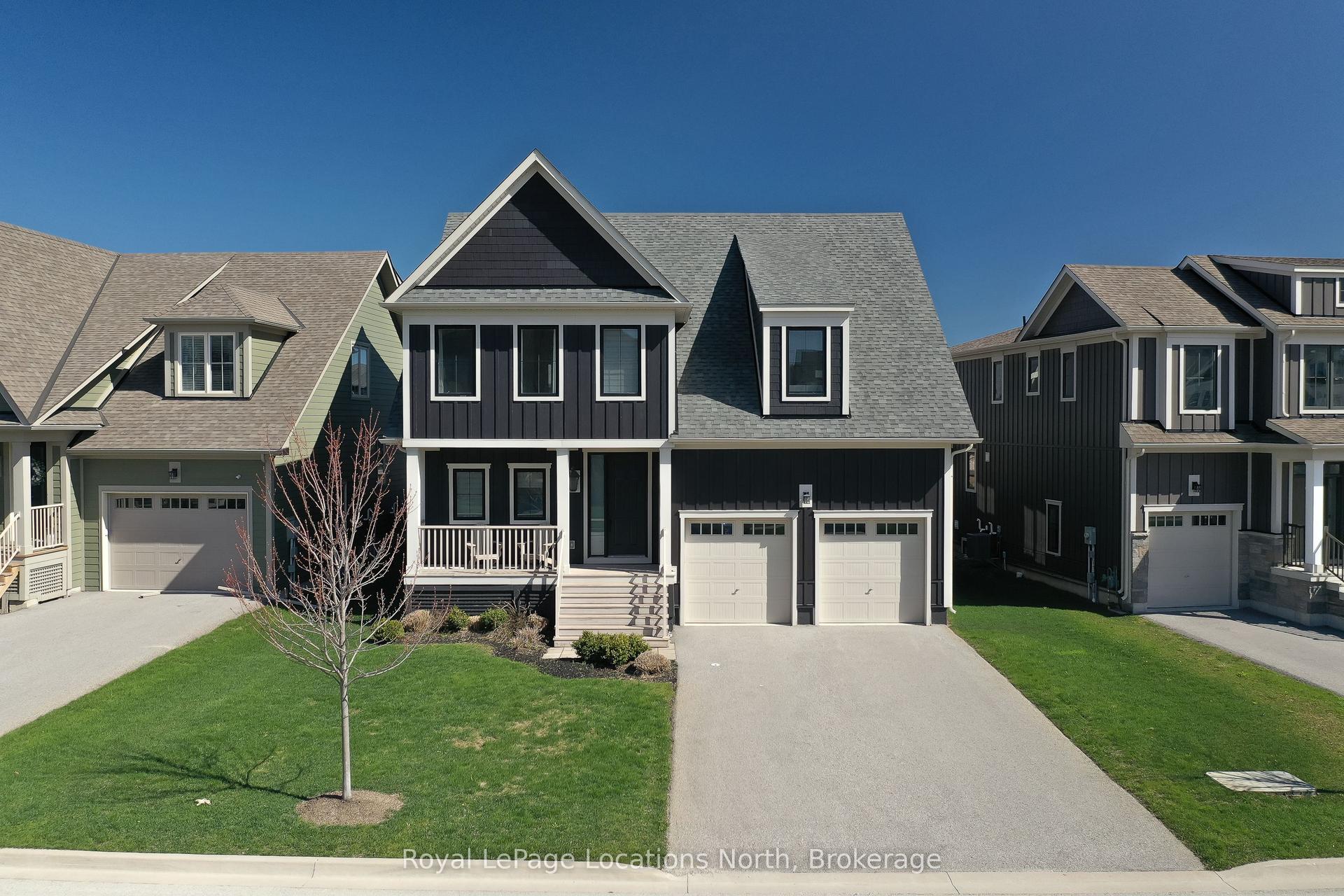 205 Yellow Birch Crescent, Blue Mountains — Detached for lease, photo 1