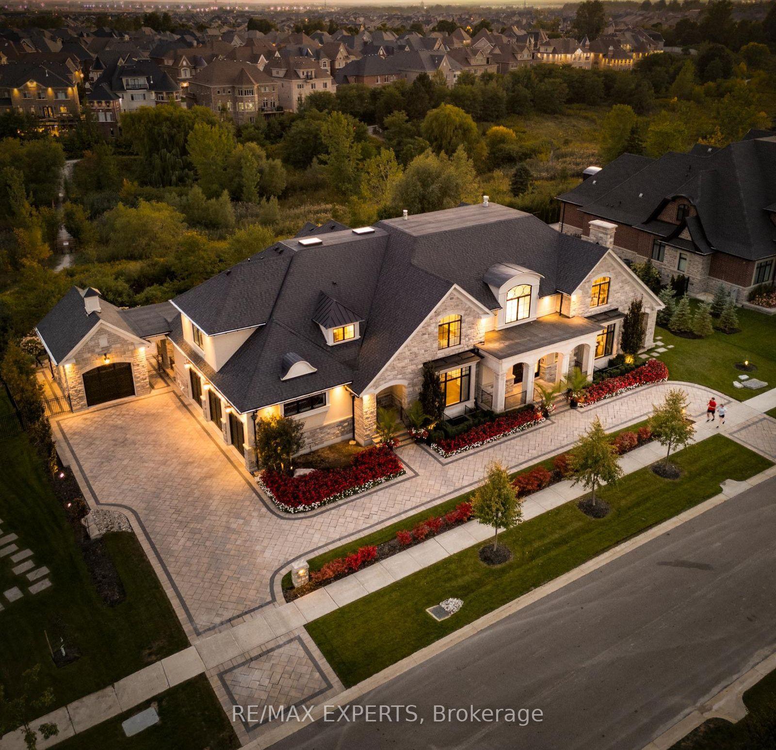 205 Northern Pines Boulevard — photo 1