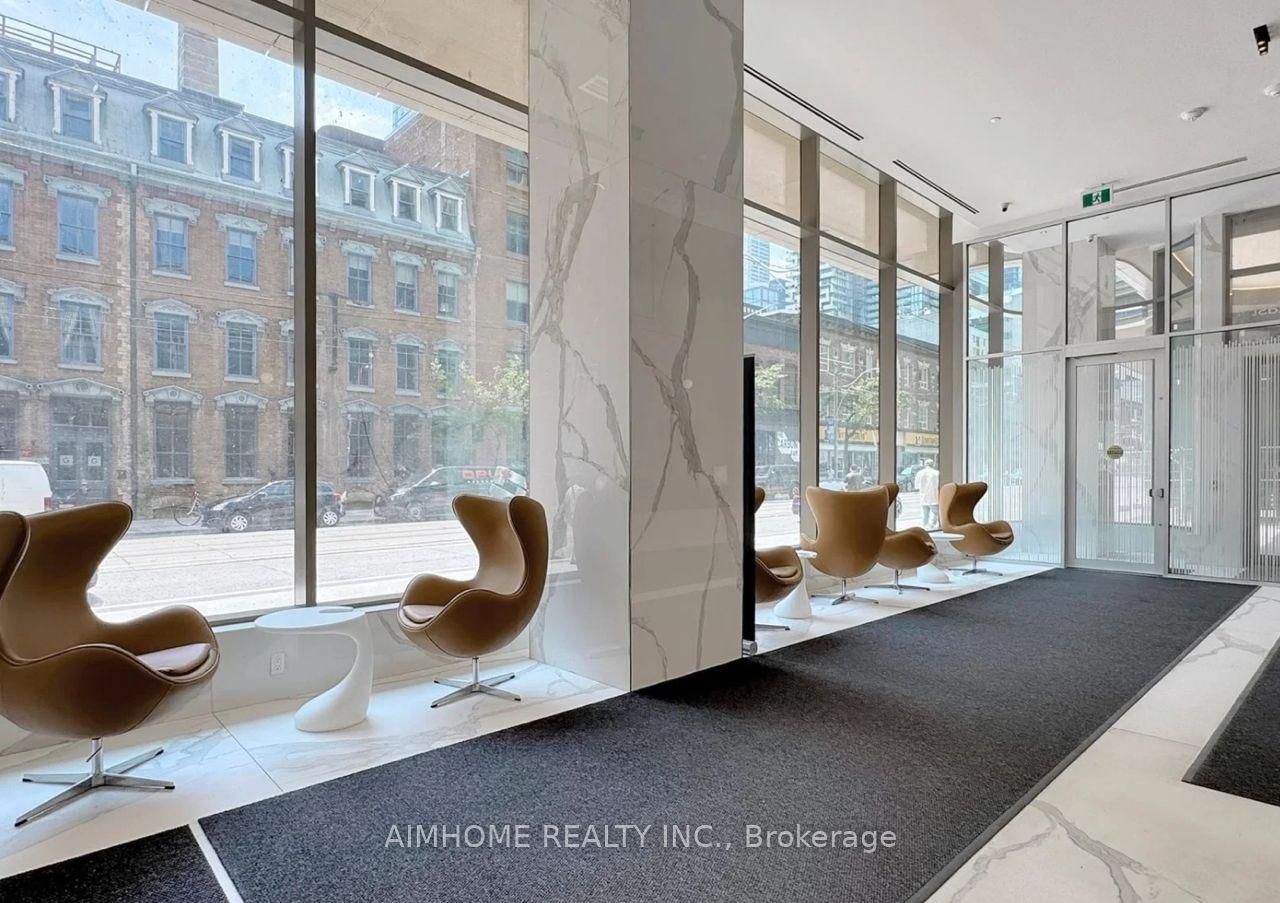 88 Queen Street E 3701 #3701 — photo 1